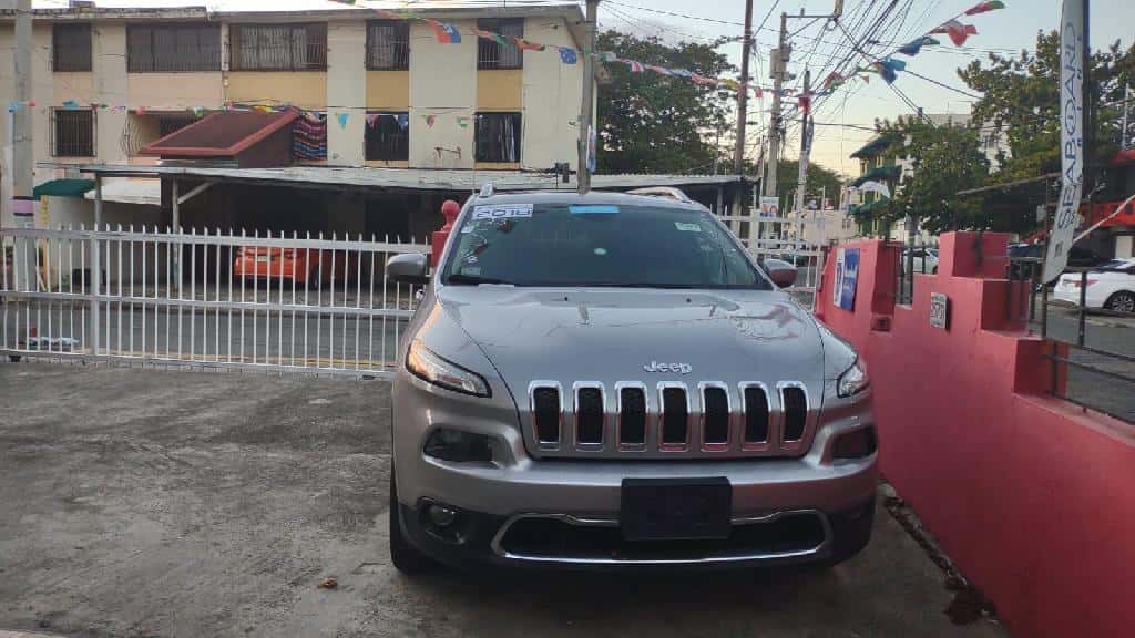 2018 Jeep Cherokee Limited usado en venta por Massachusetts Auto Import 