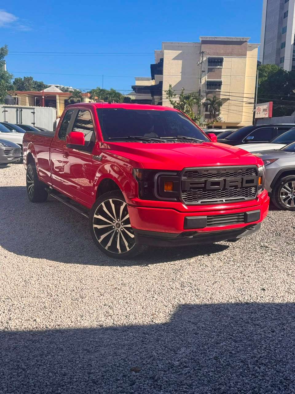 2019 Ford F 150 Flexfuel V8 usado en venta por FADIR AUTO GROUP 
