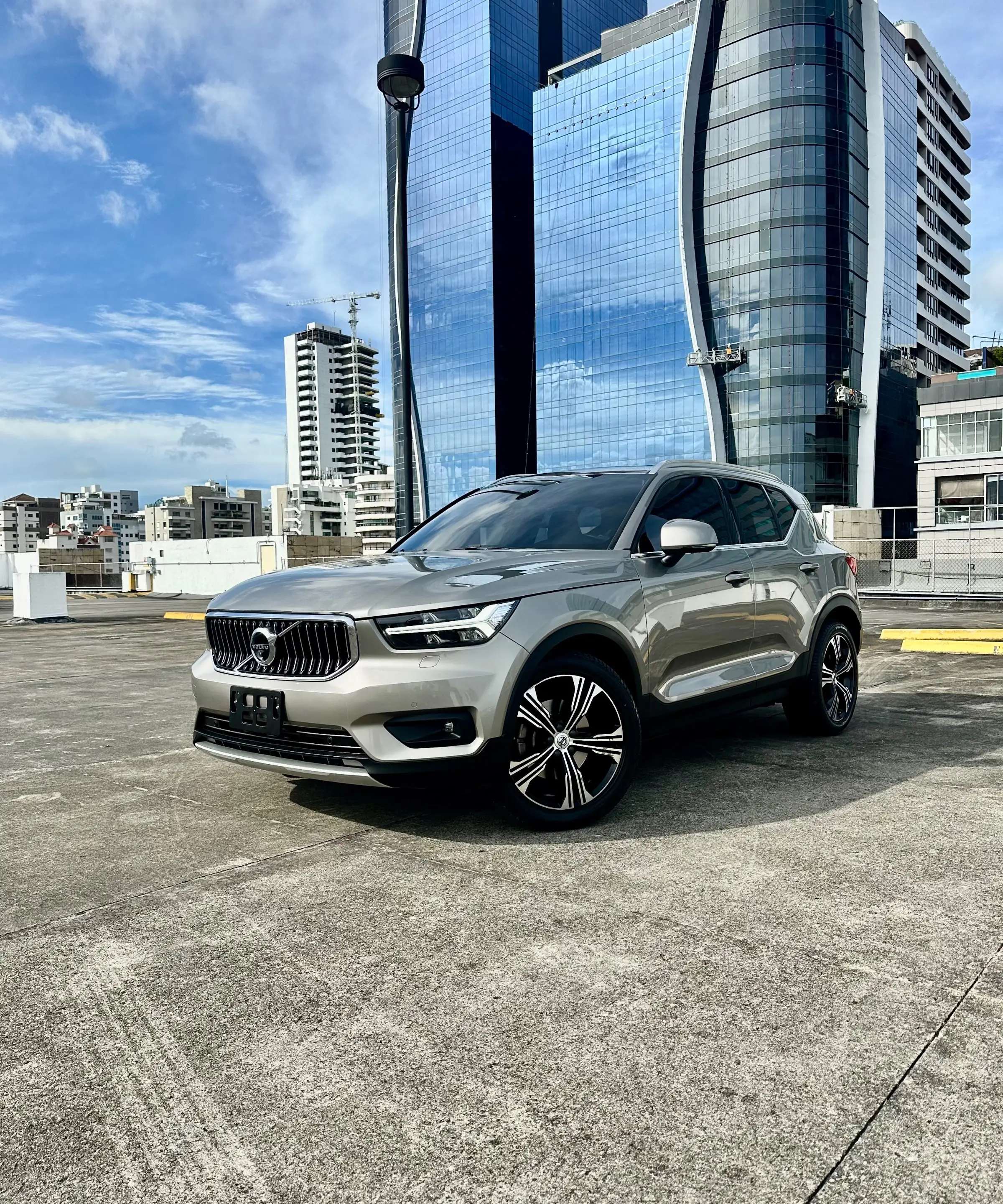 2020 Volvo XC40 Inscription usado en venta por DD AUTO