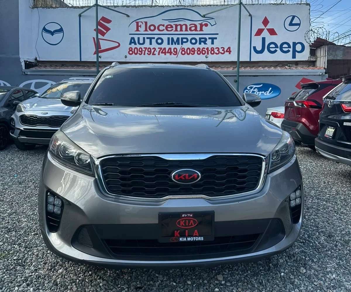 2019 Kia Sorento LX usado en venta por Flocemar auto import