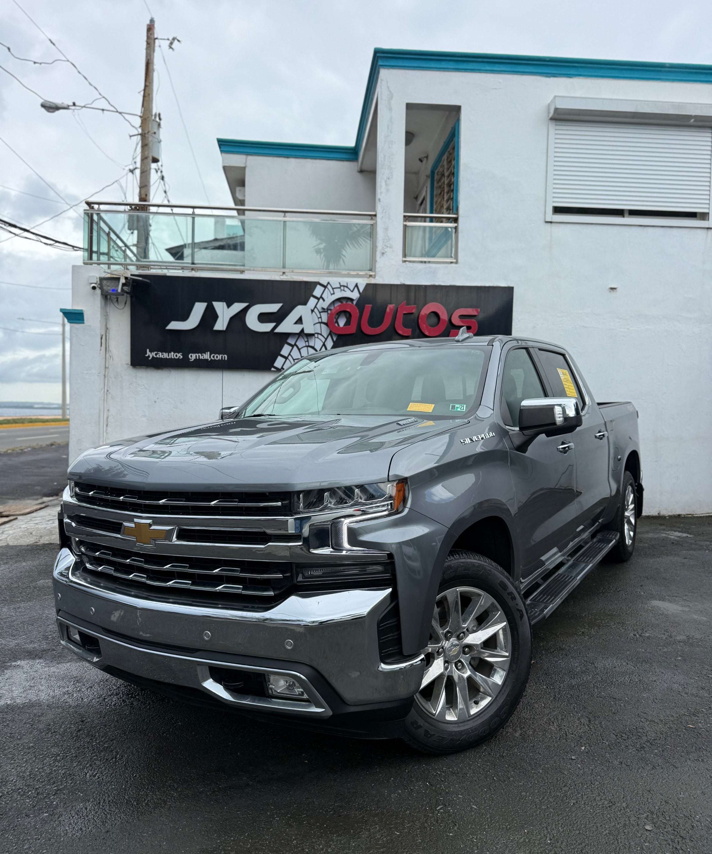 2021 Chevrolet Silverado LTZ usado en venta por JYCA AUTOS 