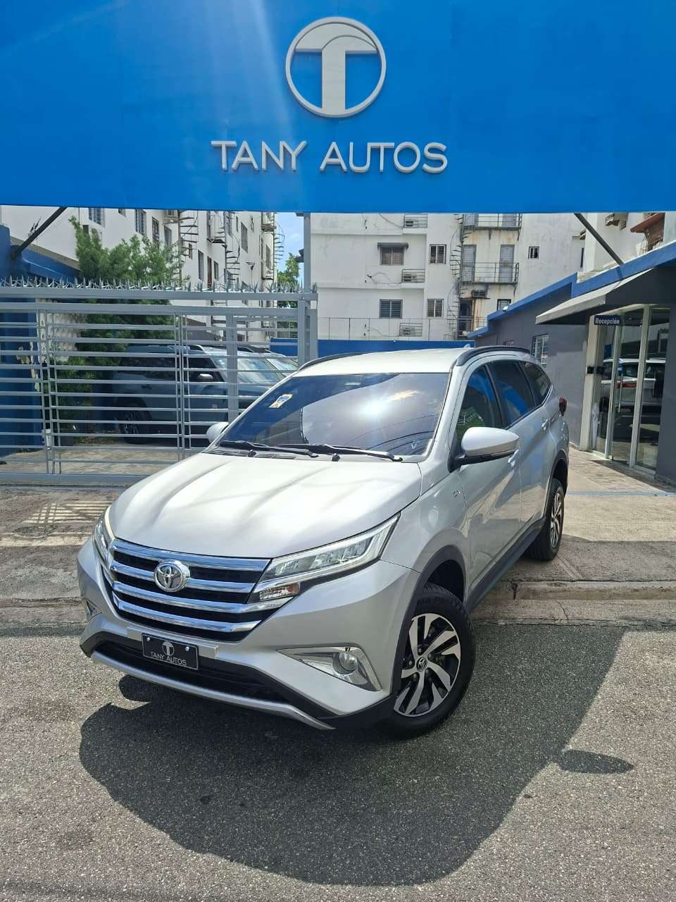 2024 Toyota Rush usado en venta por Tany Autos