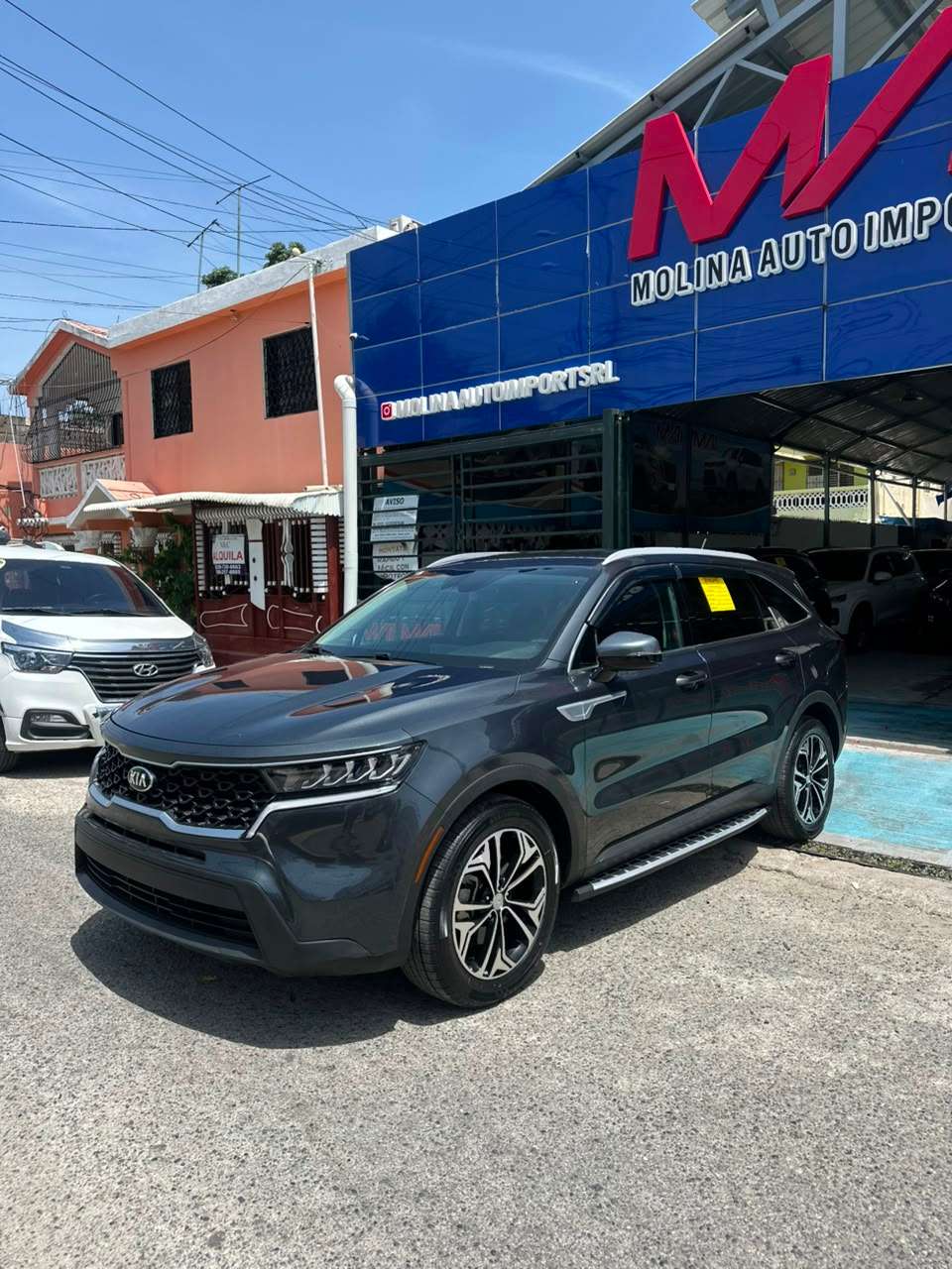 2021 Kia Sorento LX usado en venta por Molina Auto Import
