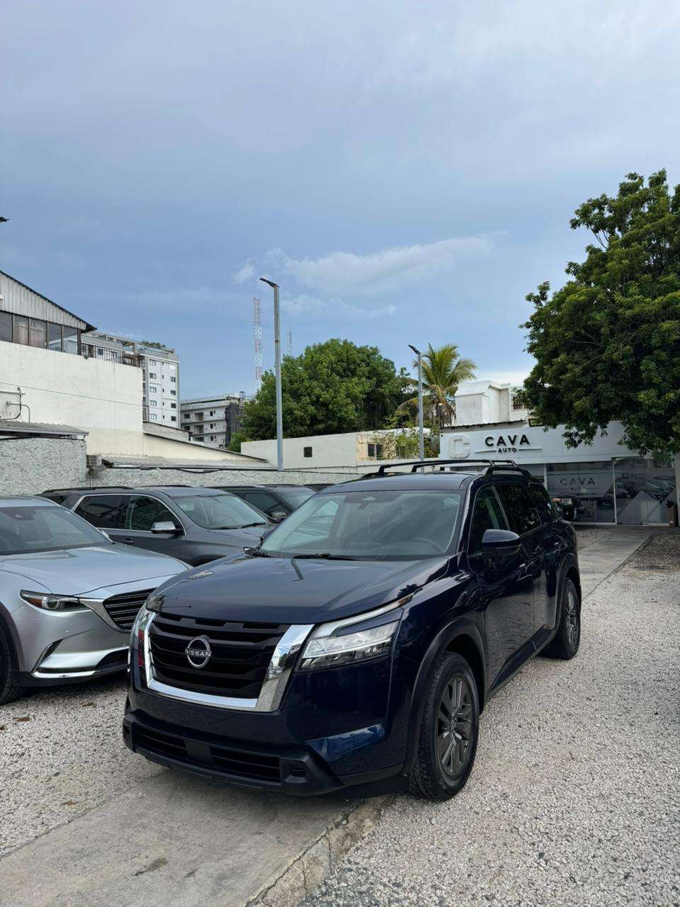 2022 Nissan Pathfinder SV usado en venta por Cava Auto Dealer