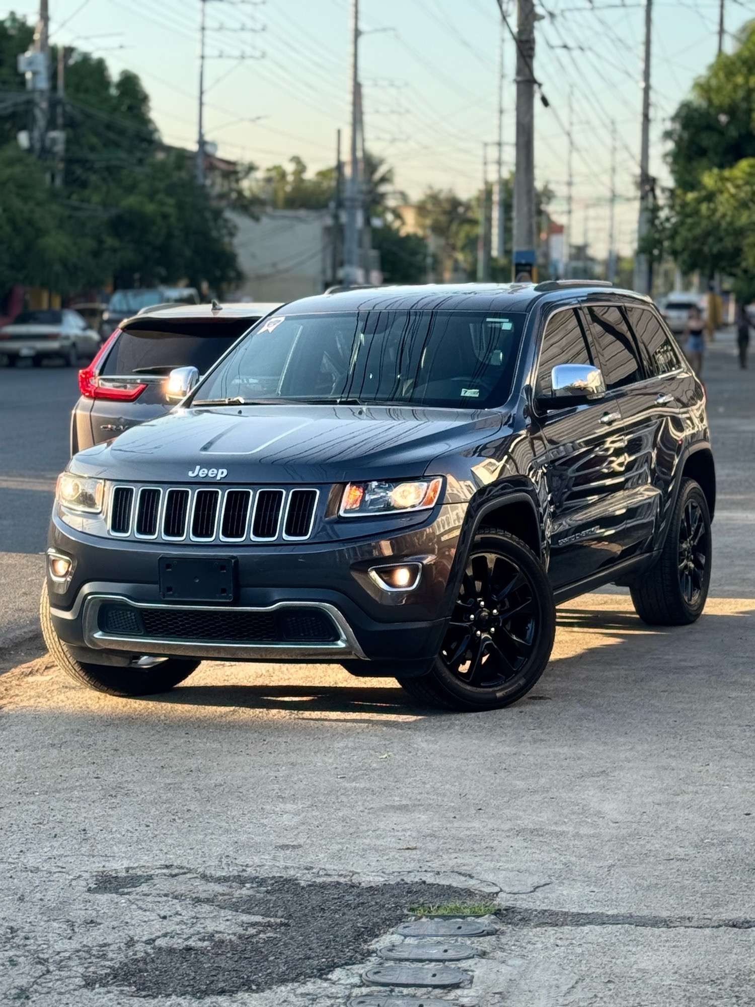 2016 Jeep Grand Cherokee Limited 4x4 usado en venta por Inversiones los Olivos Auto Import 