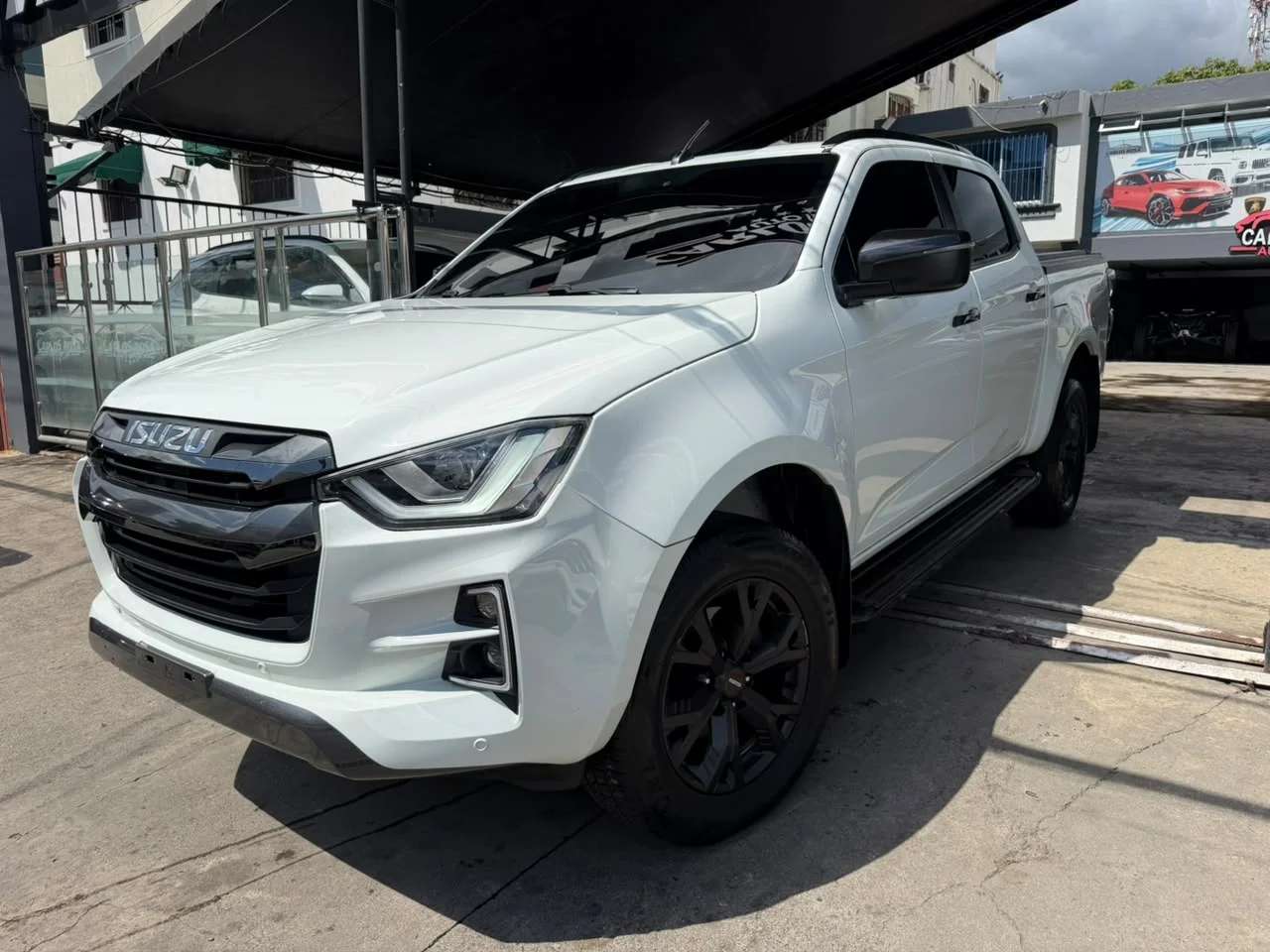 2024 Isuzu DMAX LSE nuevo en venta por Carlos Rosa Auto Import