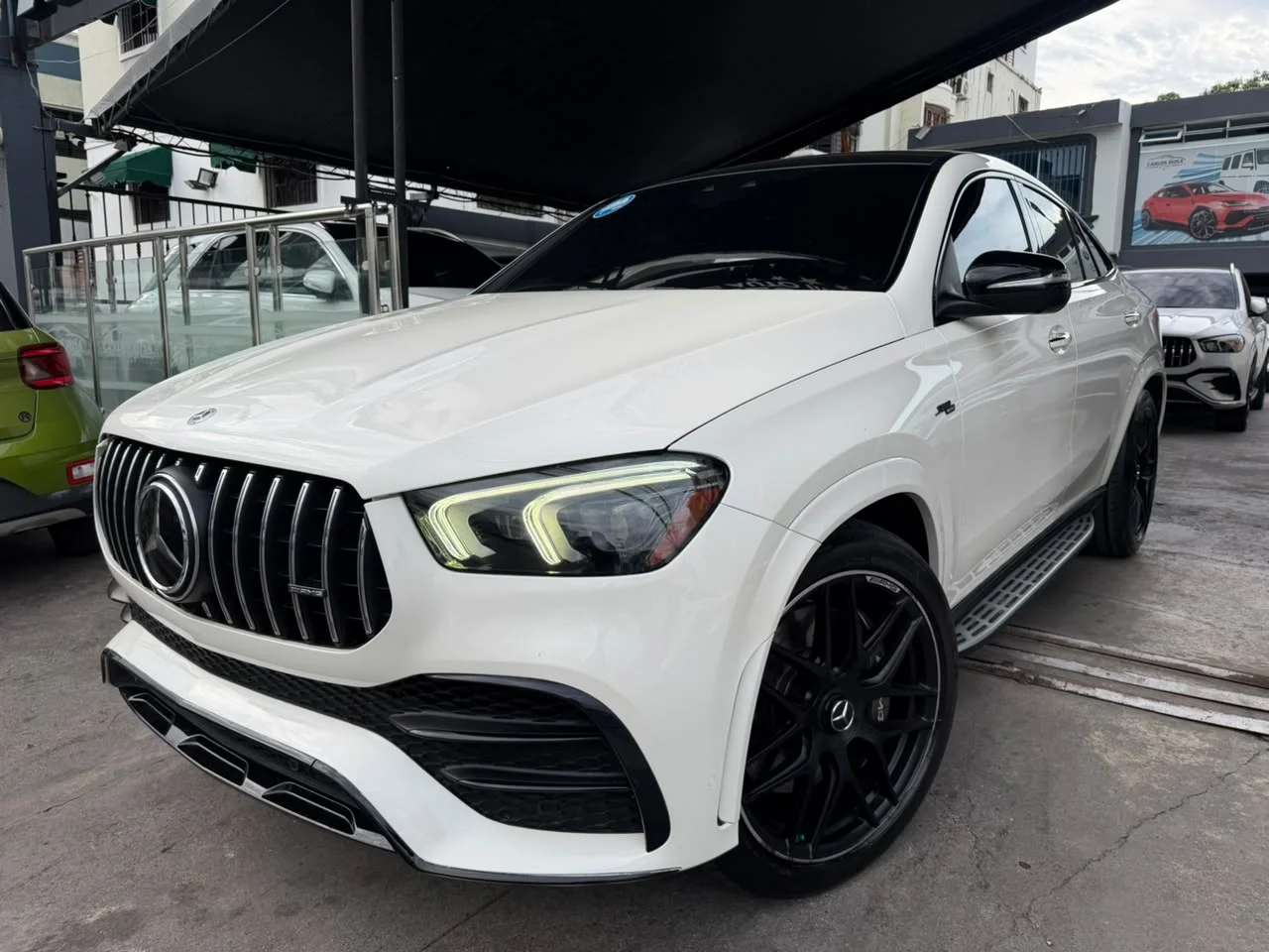 2021 Mercedes Benz GLE-Class AMG GLE53 usado en venta por Carlos Rosa Auto Import