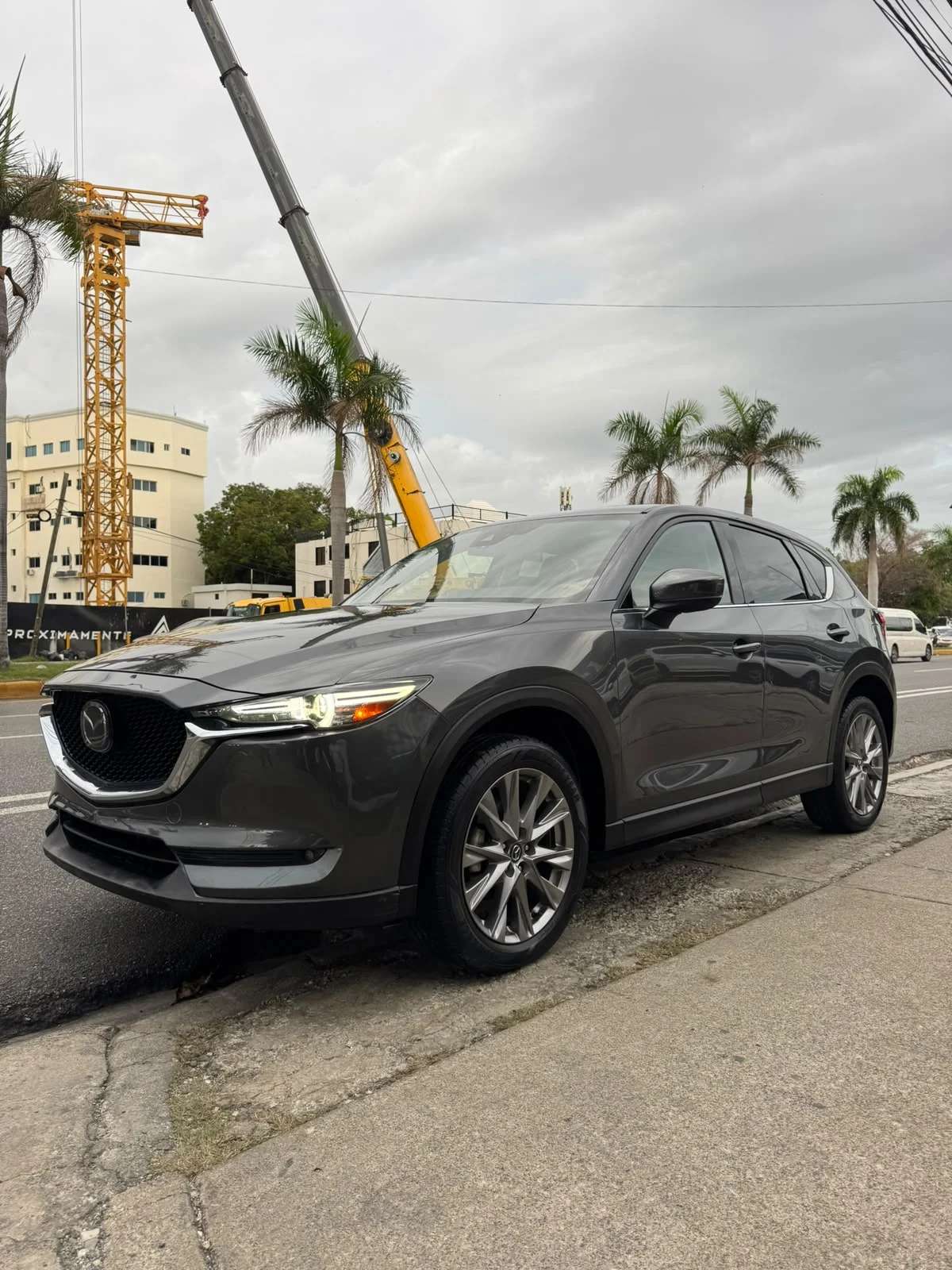 2021 Mazda CX-5 GRAND TOURING usado en venta por Auto Outlets By We