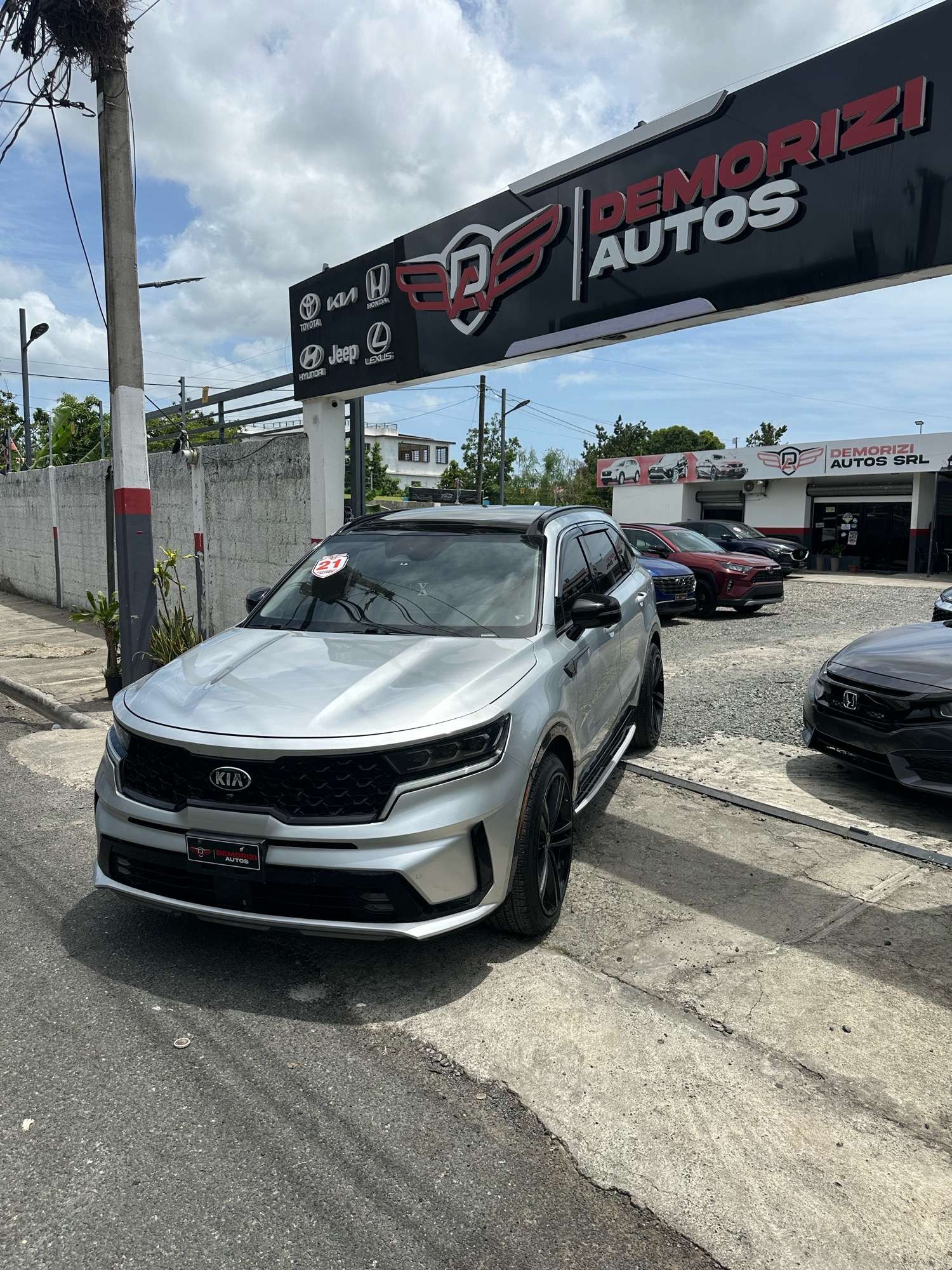 2021 Kia Sorento SXT usado en venta por Demorizi Autos 