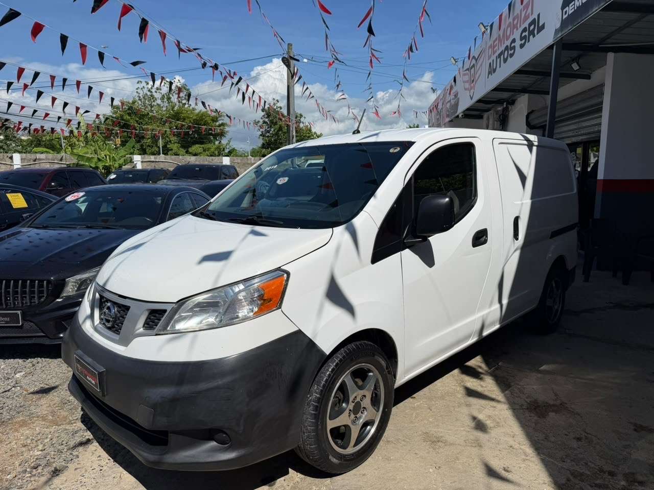 2019 Nissan NV 200 usado en venta por Demorizi Autos