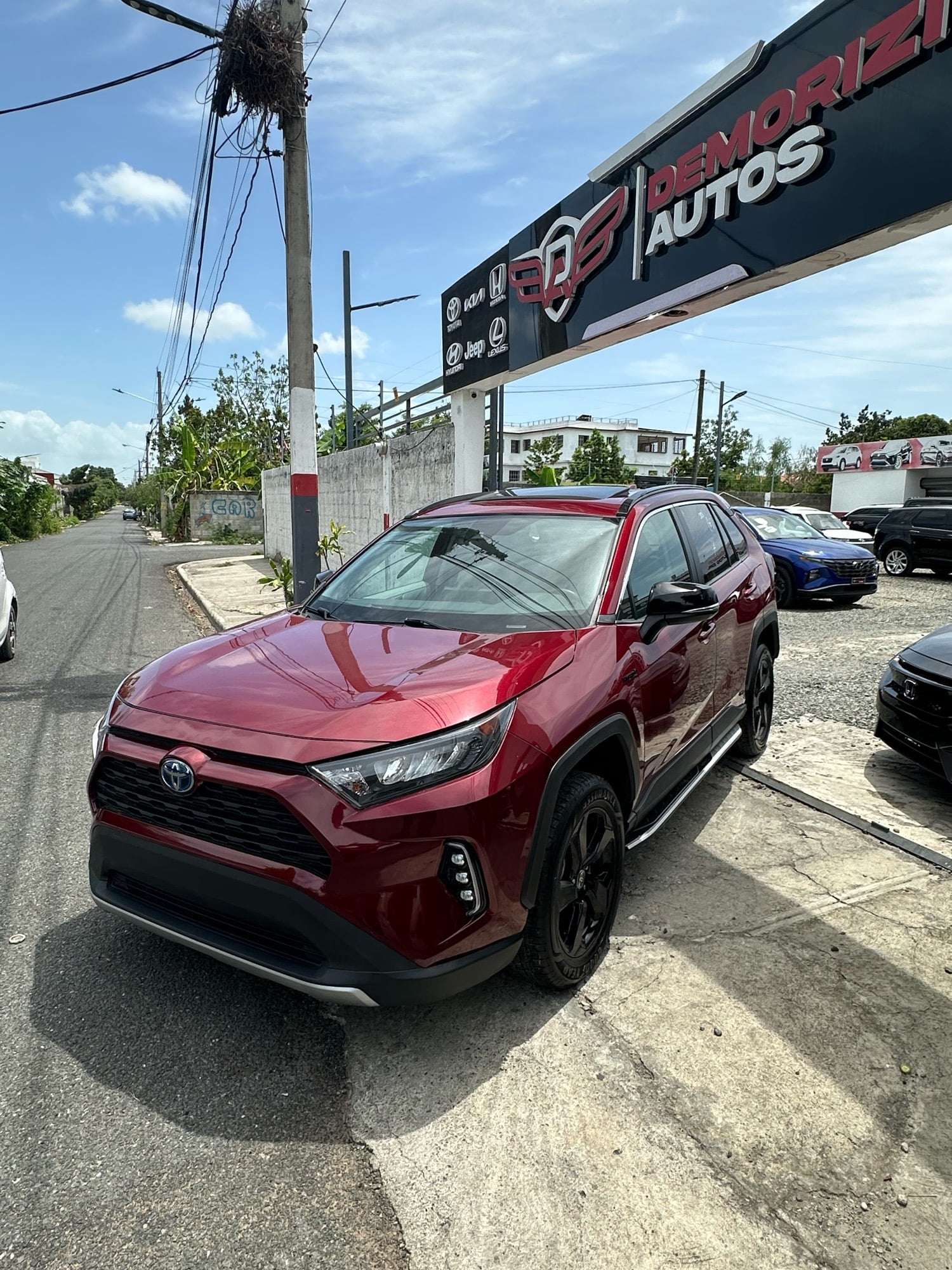 2021 Toyota RAV4 XLE Hybrid usado en venta por Demorizi Autos 