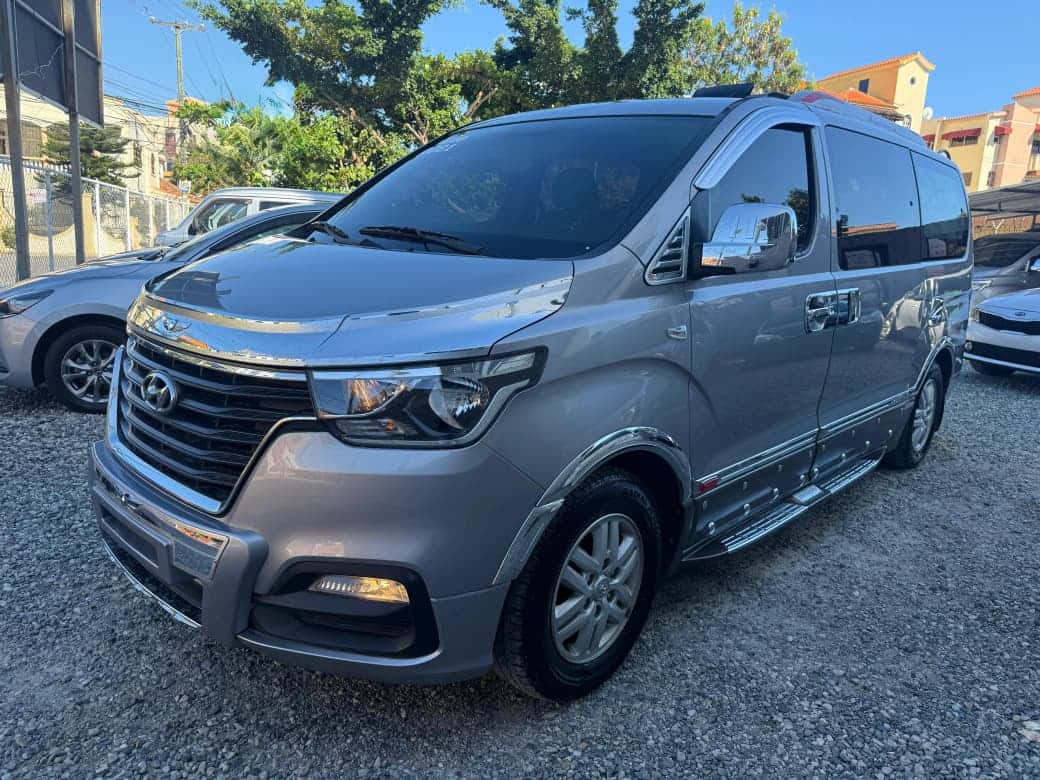 2021 Hyundai Grand Starex AMBULANCIA usado en venta por GW AUTOS 