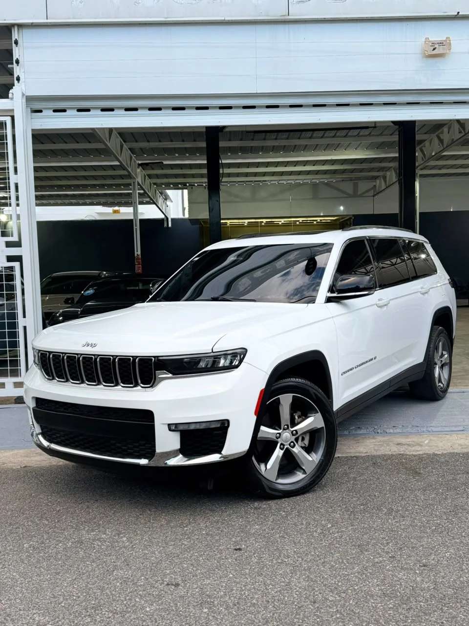 2021 Jeep Grand Cherokee Limited usado en venta por GW AUTOS 