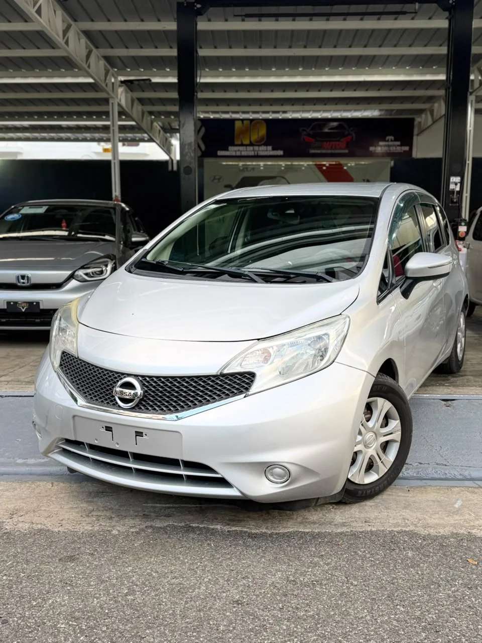 2015 Nissan Note usado en venta por GW AUTOS 