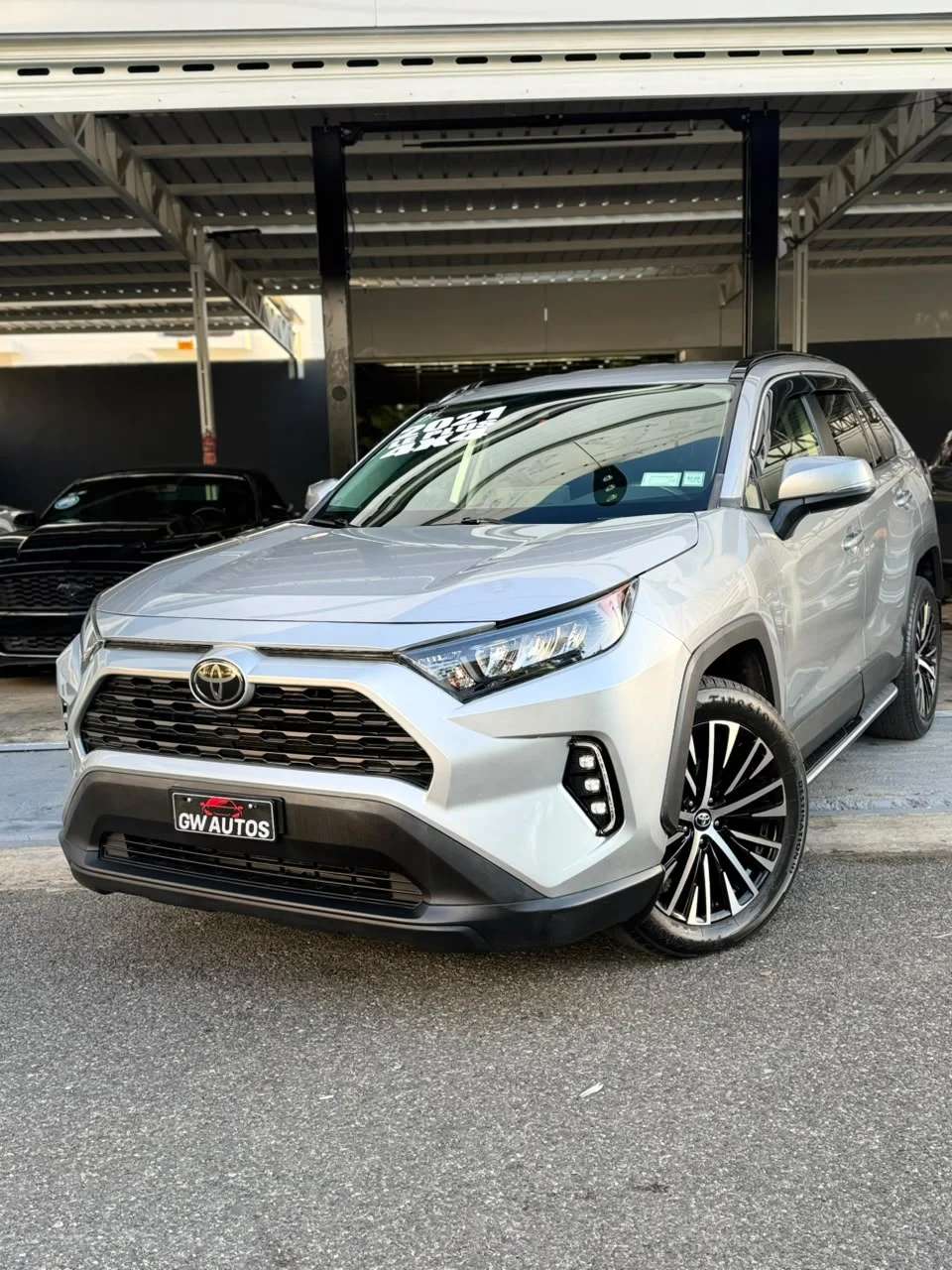 2021 Toyota RAV4 LE usado en venta por GW AUTOS