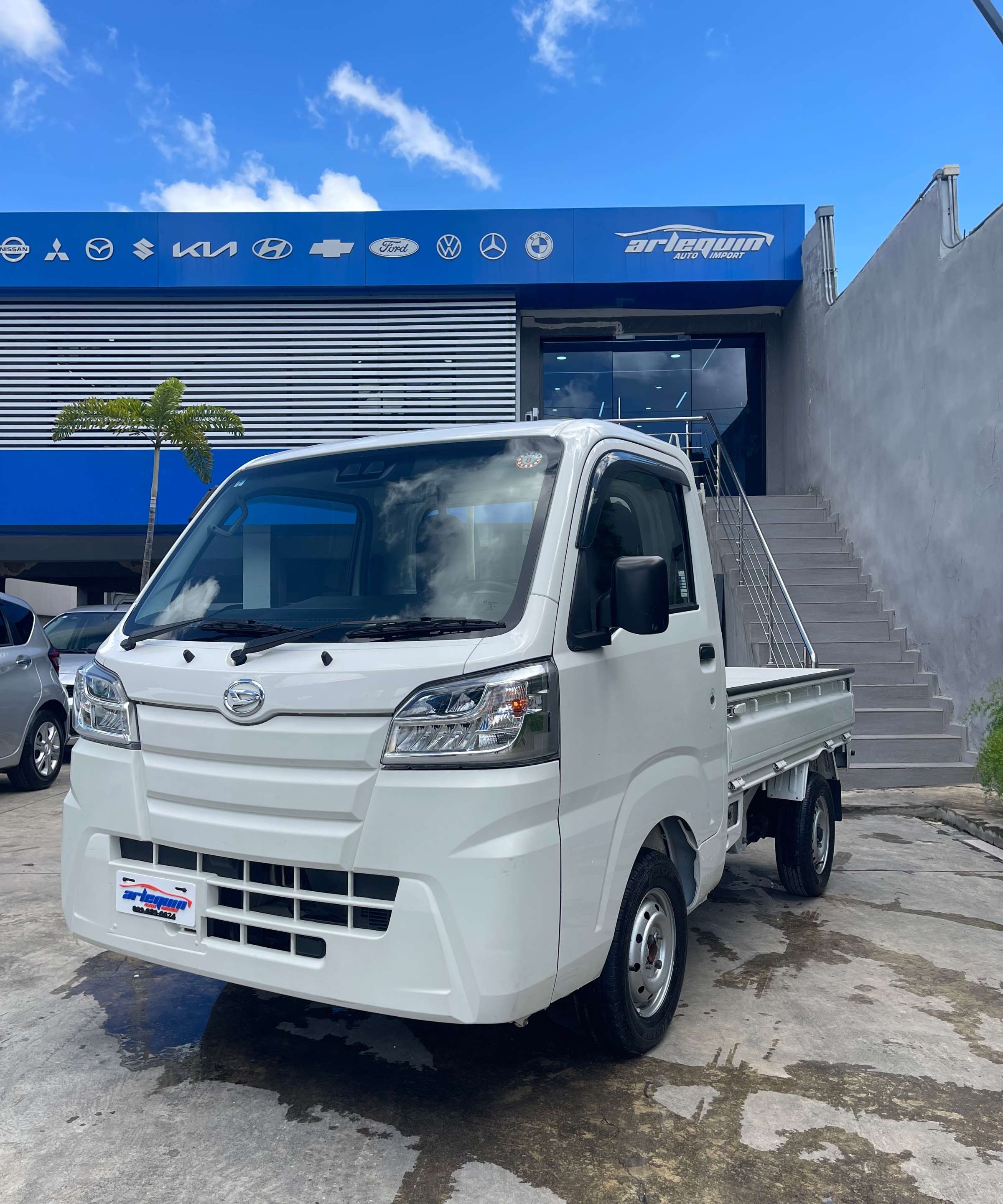 2020 Daihatsu Hijet usado en venta por Arlequín Auto Import 