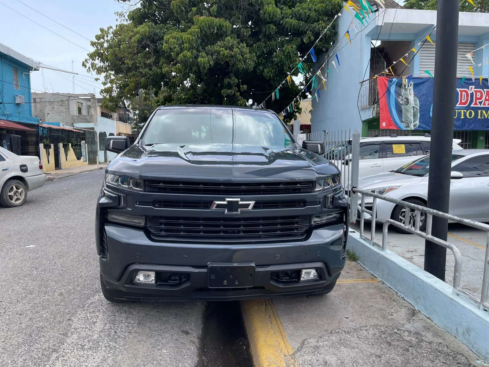 2021 Chevrolet Silverado RST usado en venta por D' PAPAMO AUTO IMPORT