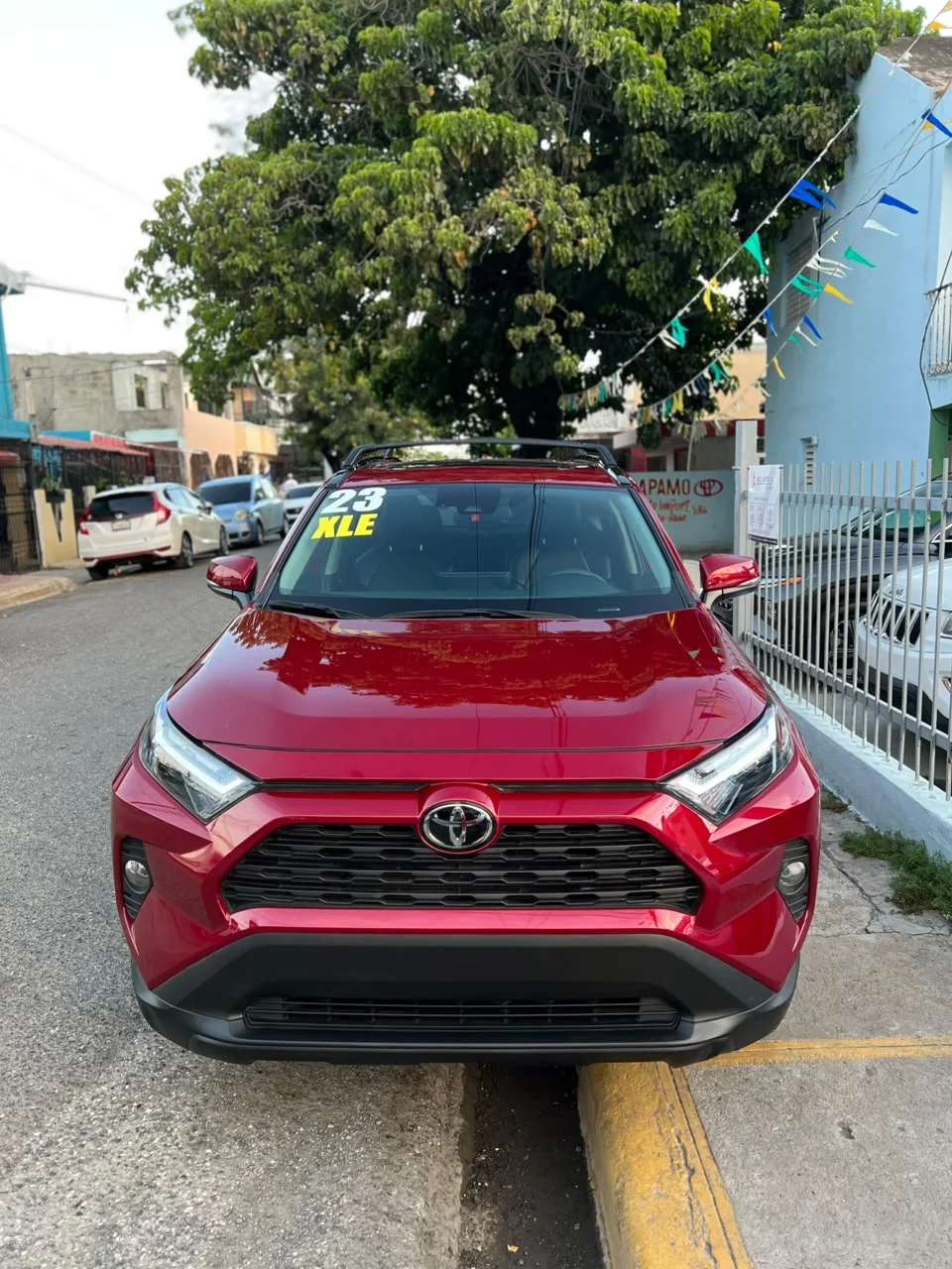 2023 Toyota RAV4 XLE usado en venta por D' PAPAMO AUTO IMPORT