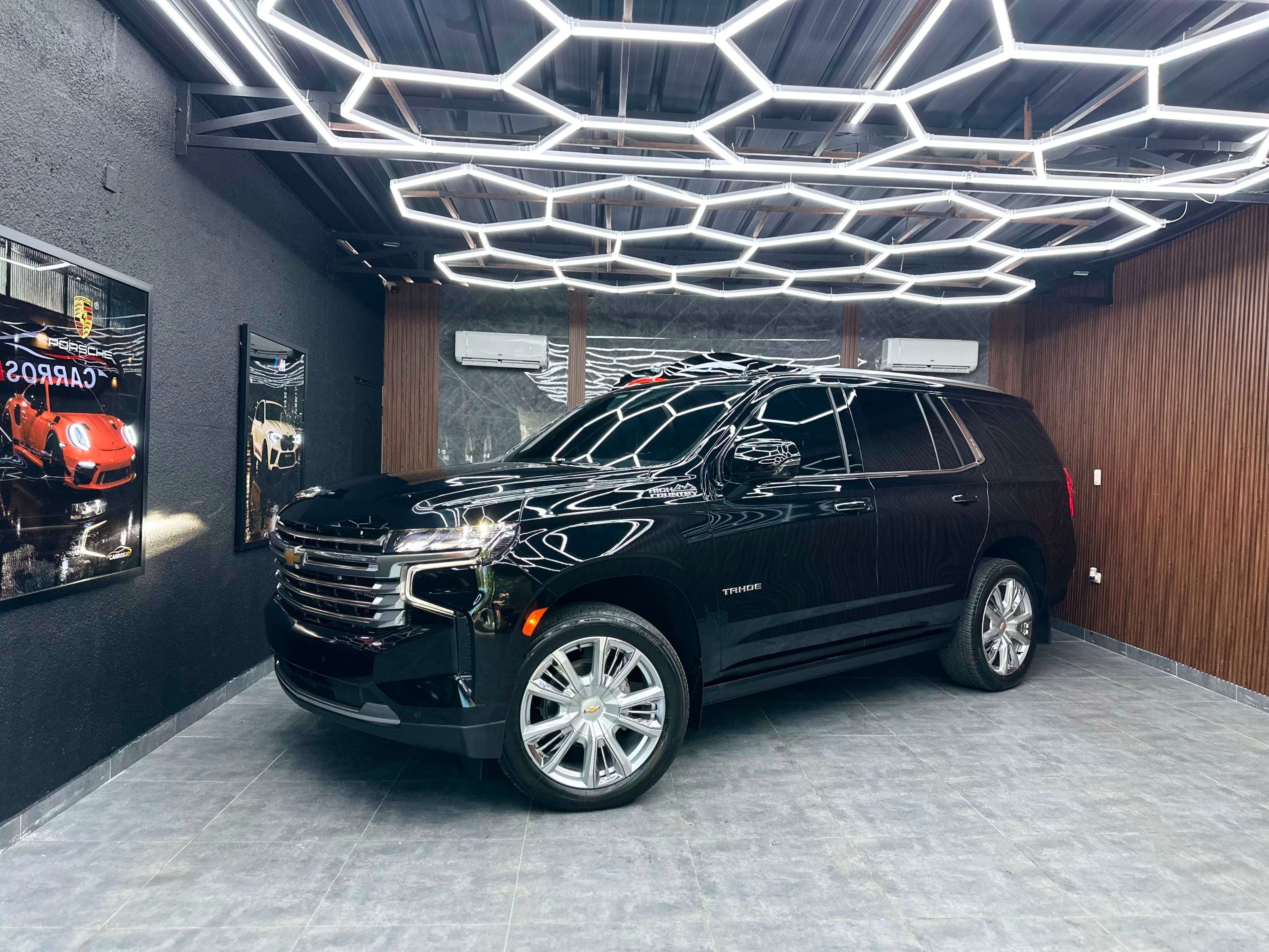 2024 Chevrolet Tahoe Highcountry Duramax usado en venta por CARROS RD 