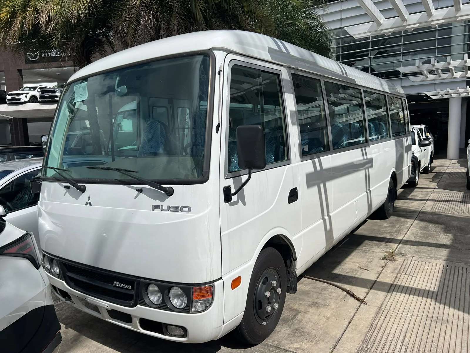 2027 Mitsubishi Motors Rosa Turismo nuevo en venta por Erick Lopez