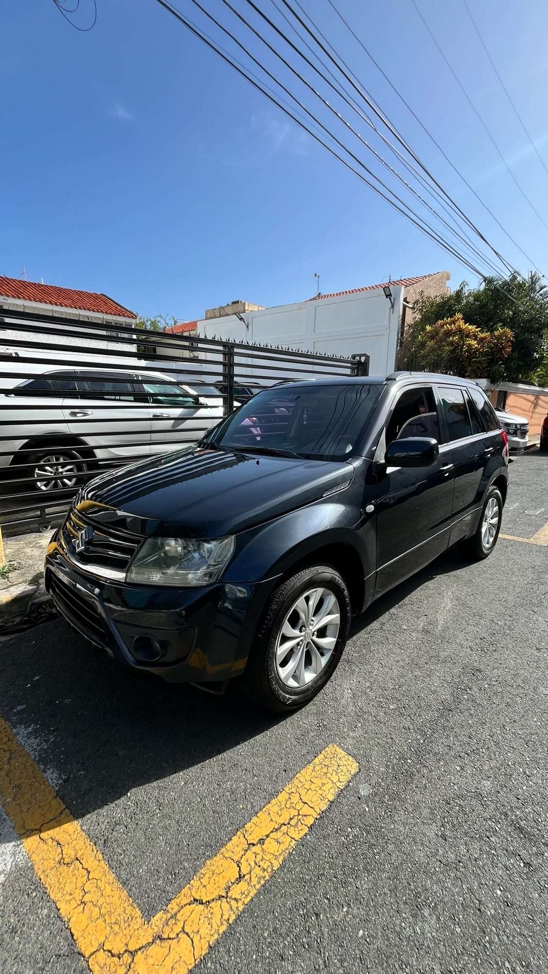 2016 Suzuki Grand Vitara GLX usado en venta por Vicents auto luxury