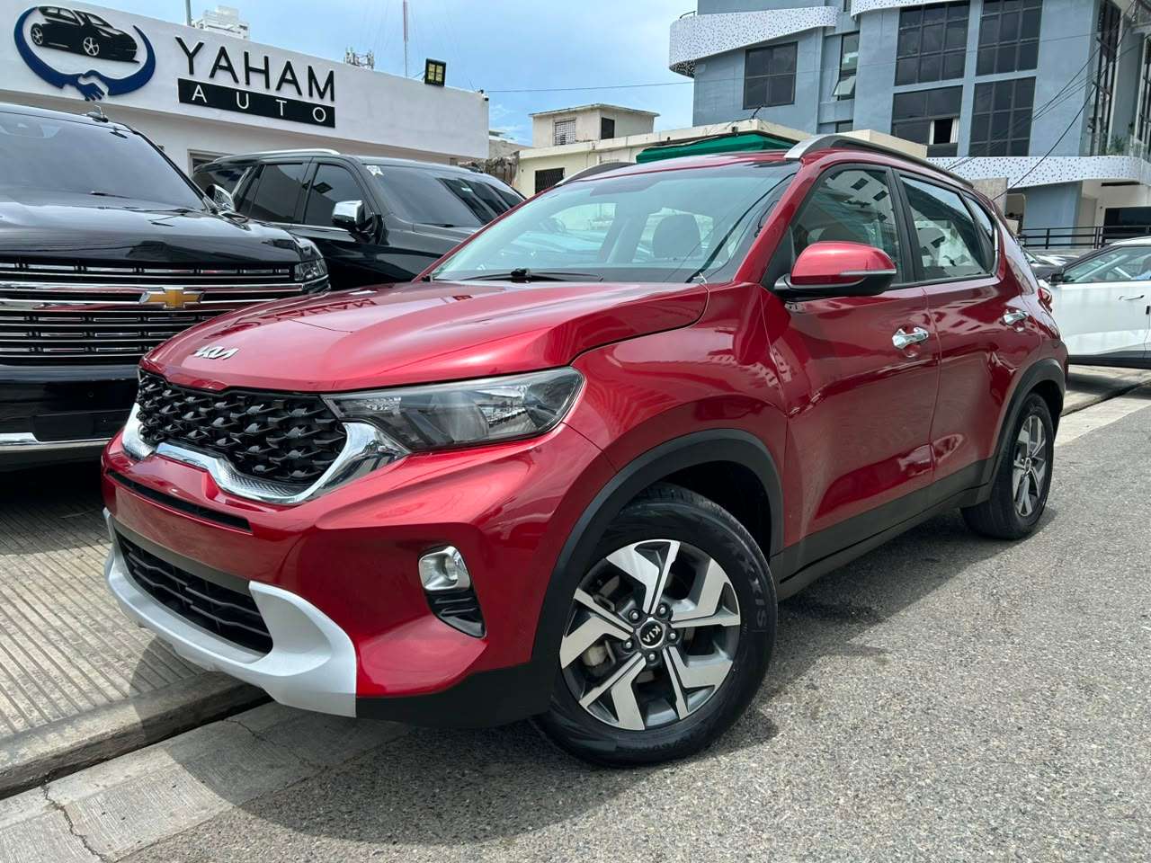 2023 Kia Sonet usado en venta por Yaham Auto