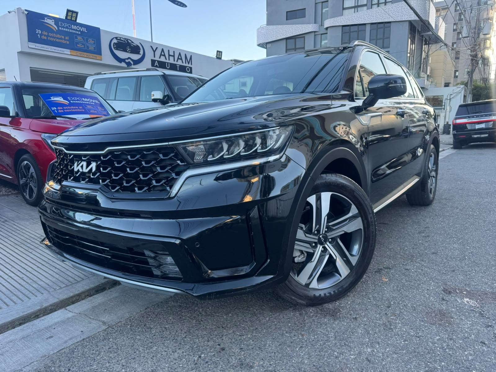 2023 Kia Sorento Sport usado en venta por Yaham Auto