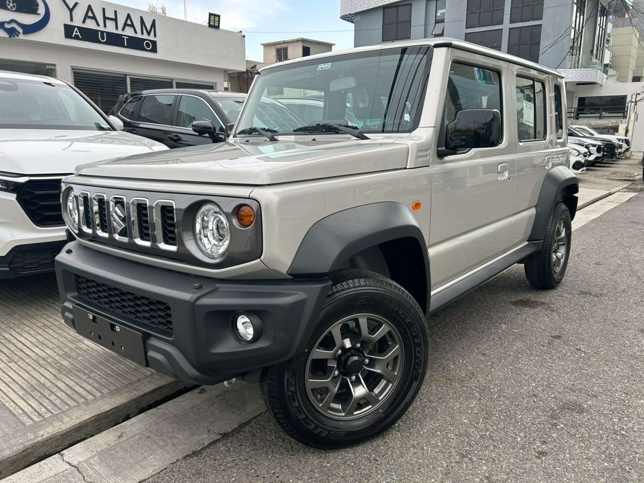 2027 Suzuki Jimny GLX nuevo en venta por Yaham Auto