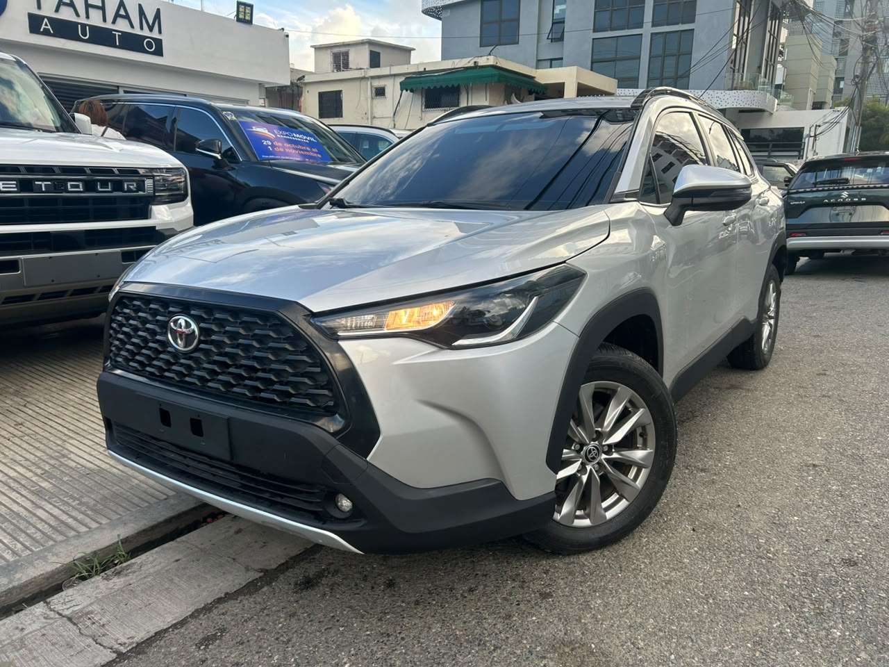 2023 Toyota Corolla Cross Low usado en venta por Yaham Auto