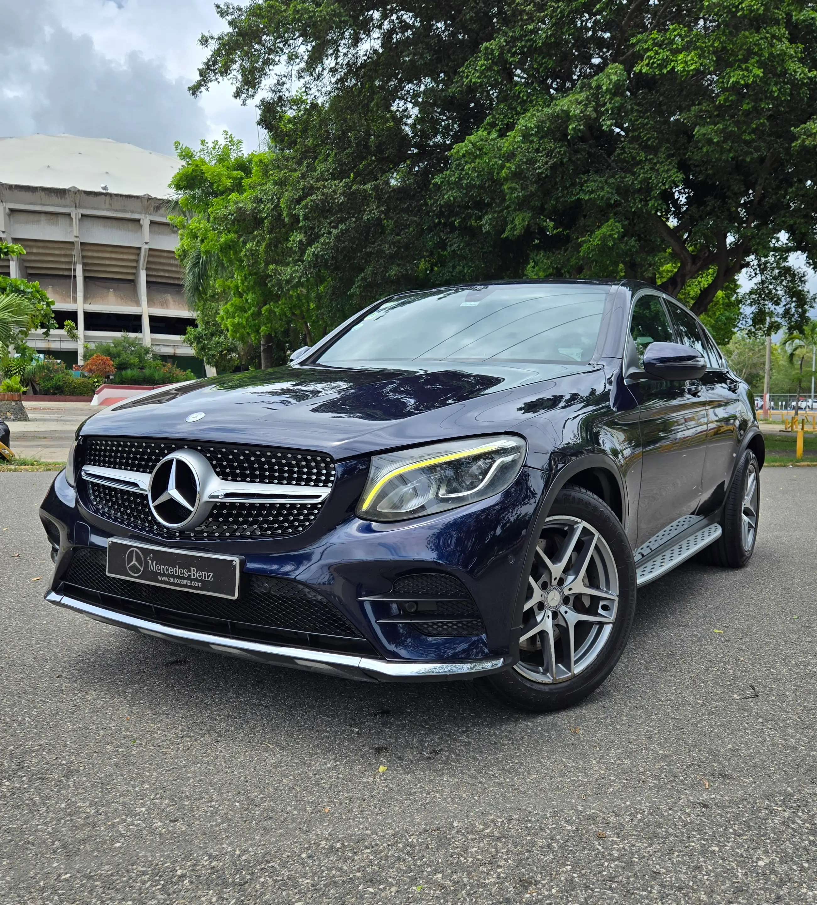 2017 Mercedes Benz GLC 250 4Matic Coupe usado en venta por AJ Auto Import 