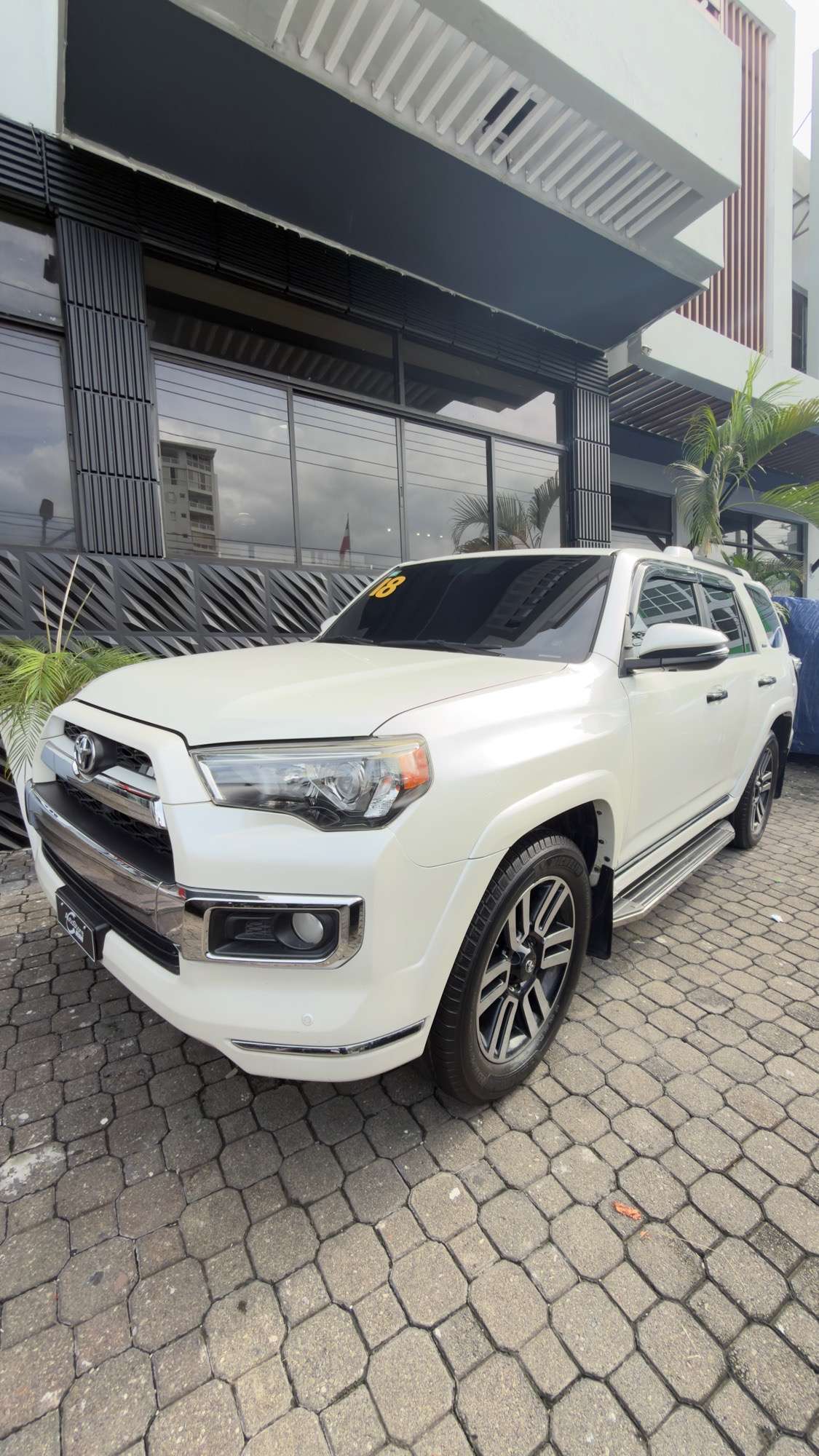 2018 Toyota 4 Runner Limited usado en venta por Junior Beltre