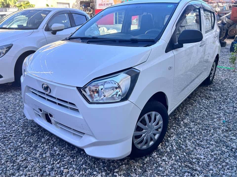 2019 Daihatsu Mira usado en venta por Idalis Auto Import