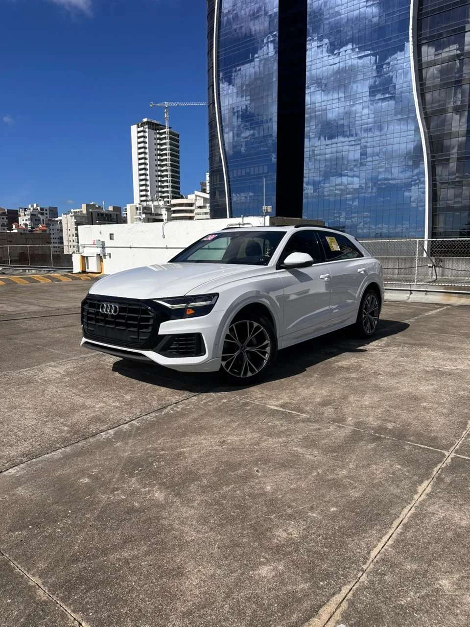 2021 Audi Q8 SLINE QUATRO PRESTIGE usado en venta por AUTO BOUTIQUE
