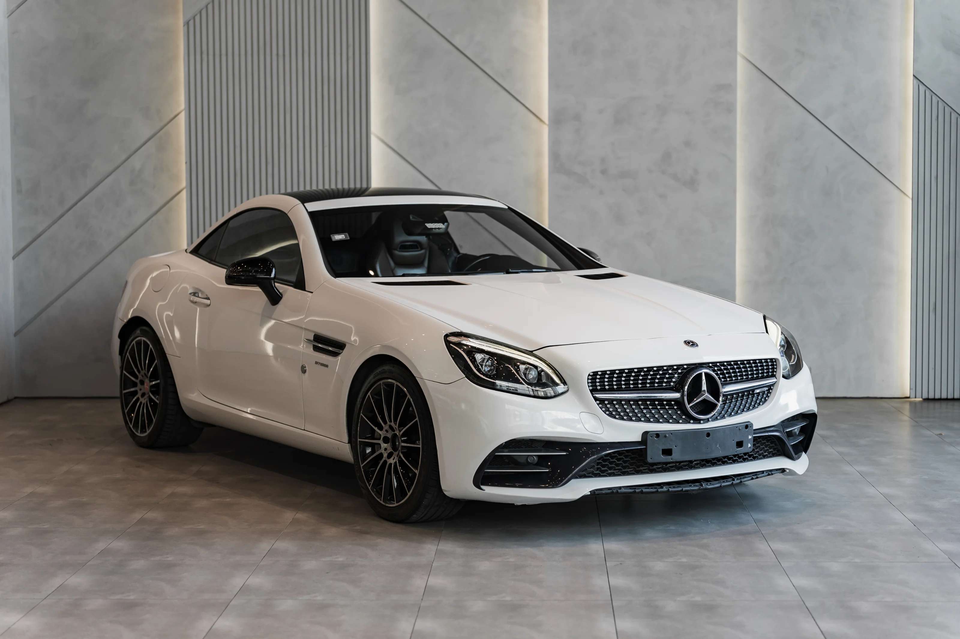 2018 Mercedes Benz Clase SLC AMG 43 usado en venta por OBB 