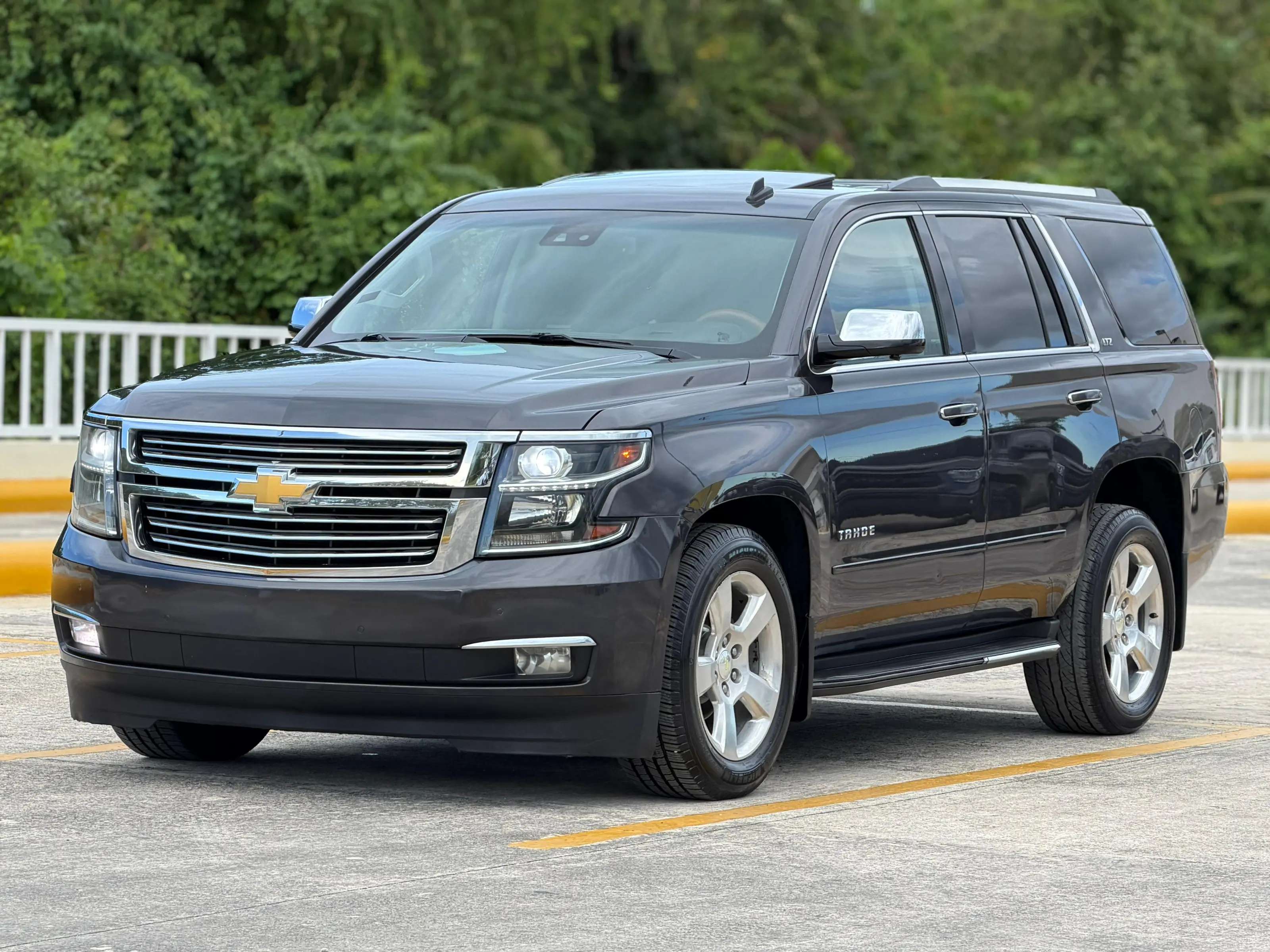 2015 Chevrolet Tahoe LTZ usado en venta por A&Y AutoSales