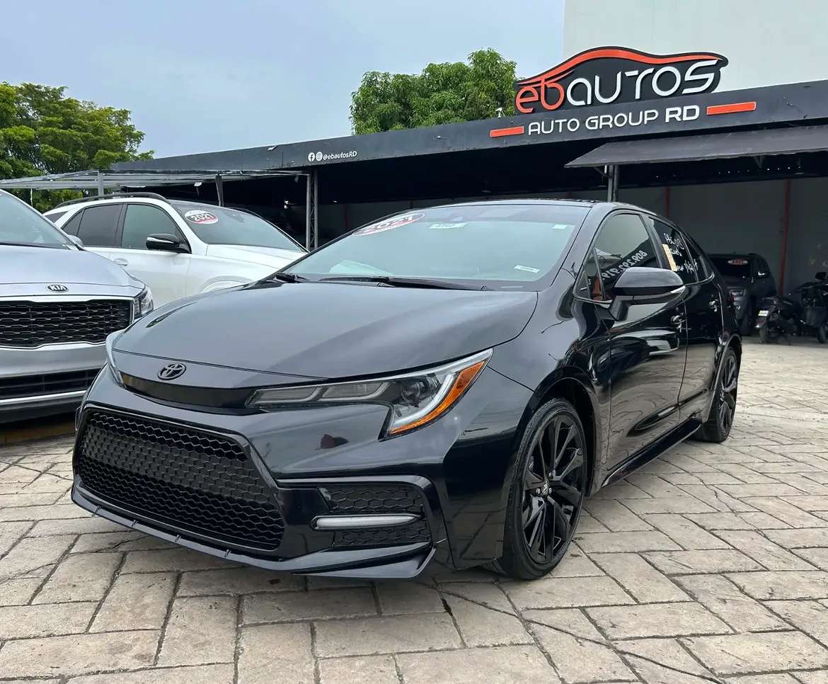 2021 Toyota Corolla SE, CVT usado en venta por Veras Auto EBauto Group RD