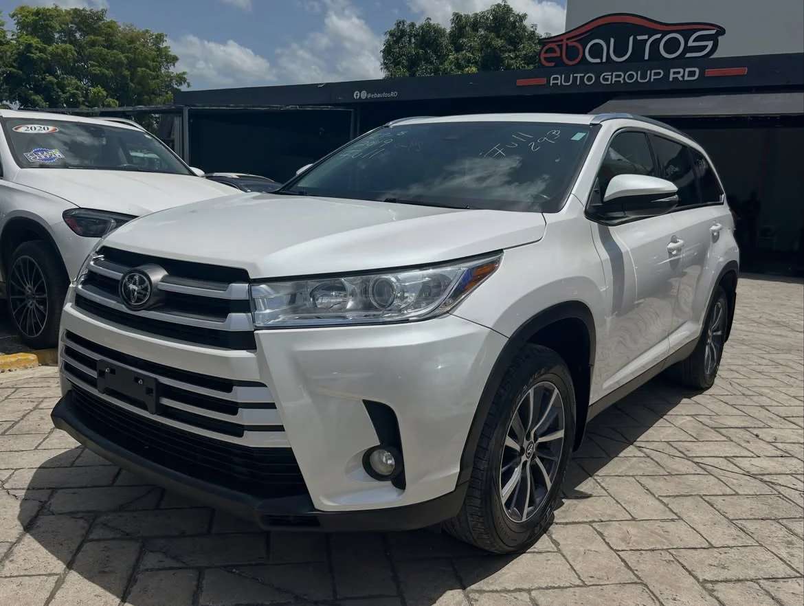2019 Toyota Highlander SE/XLE usado en venta por Veras Auto EBauto Group RD
