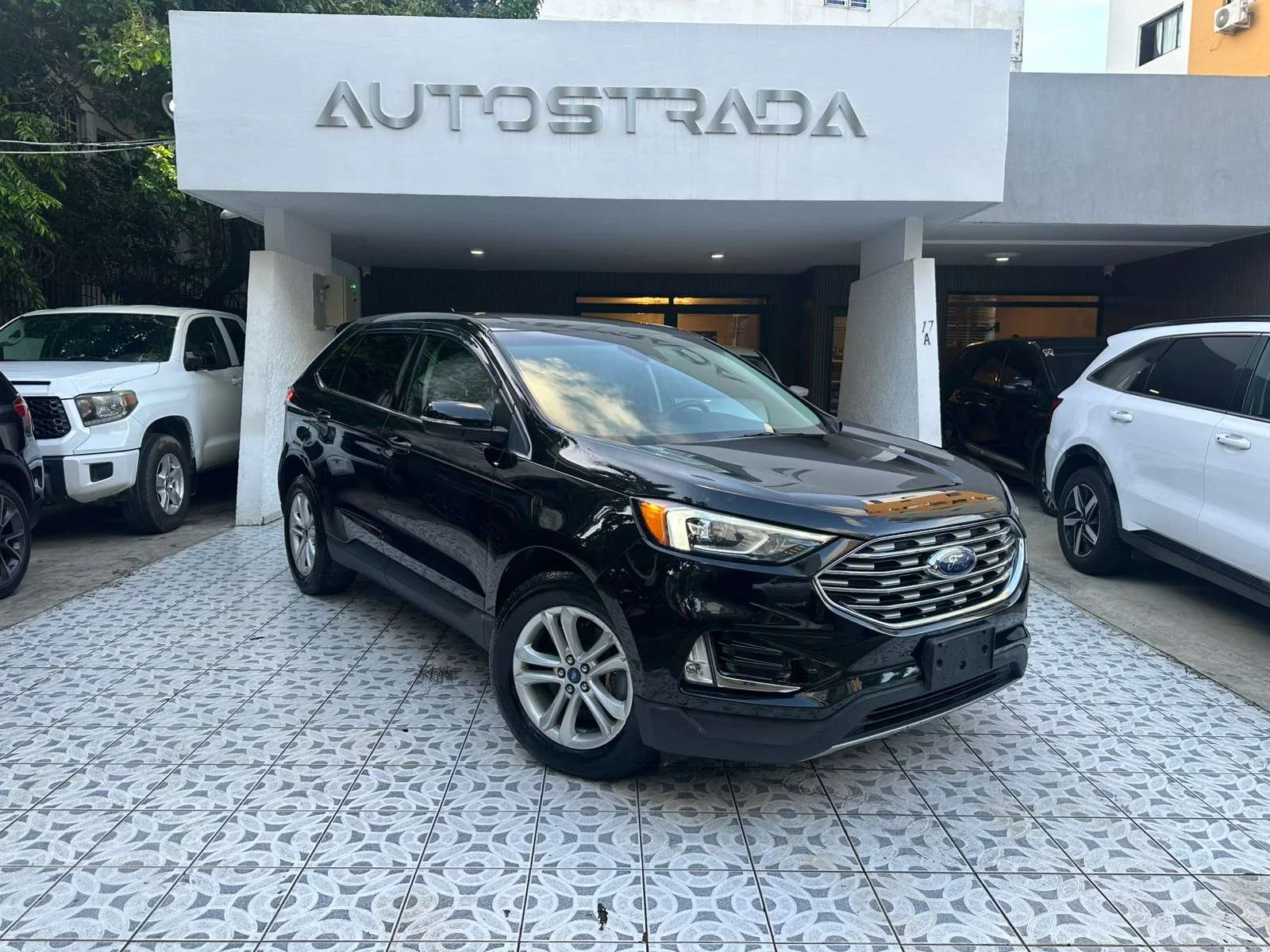 2020 Ford Edge SEL usado en venta por Autostrada