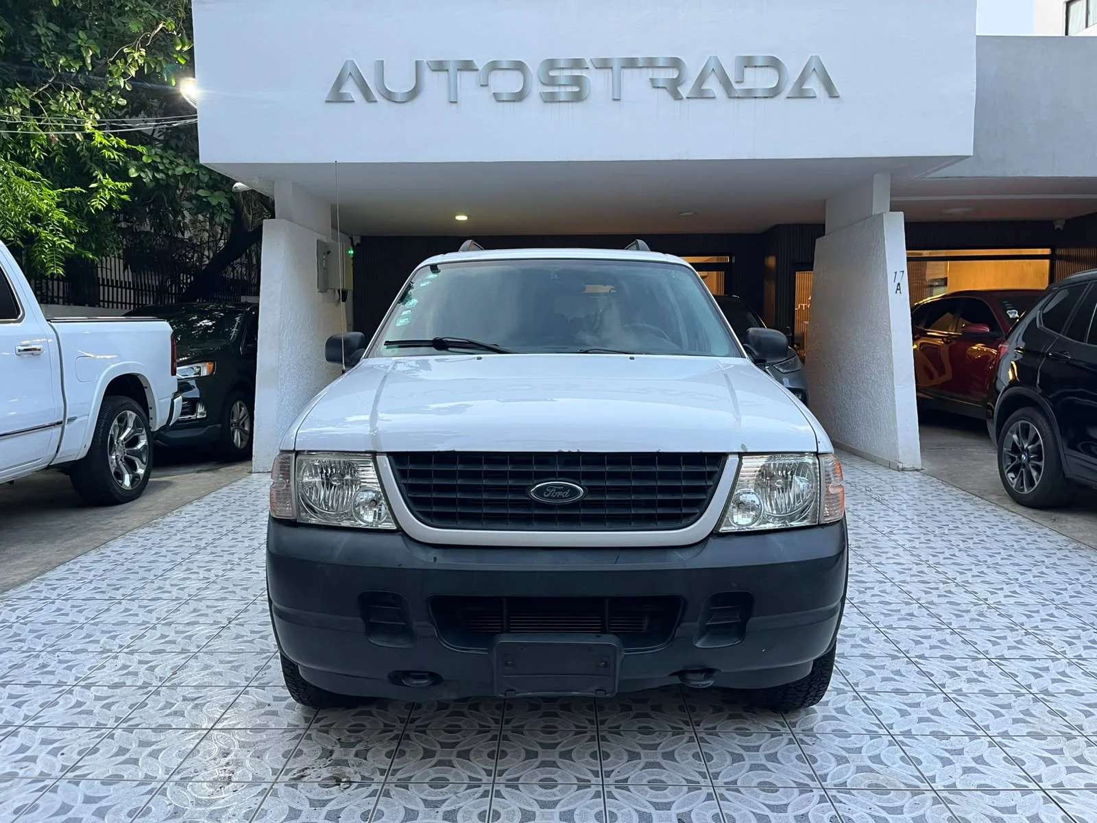 2005 Ford Explorer usado en venta por Autostrada