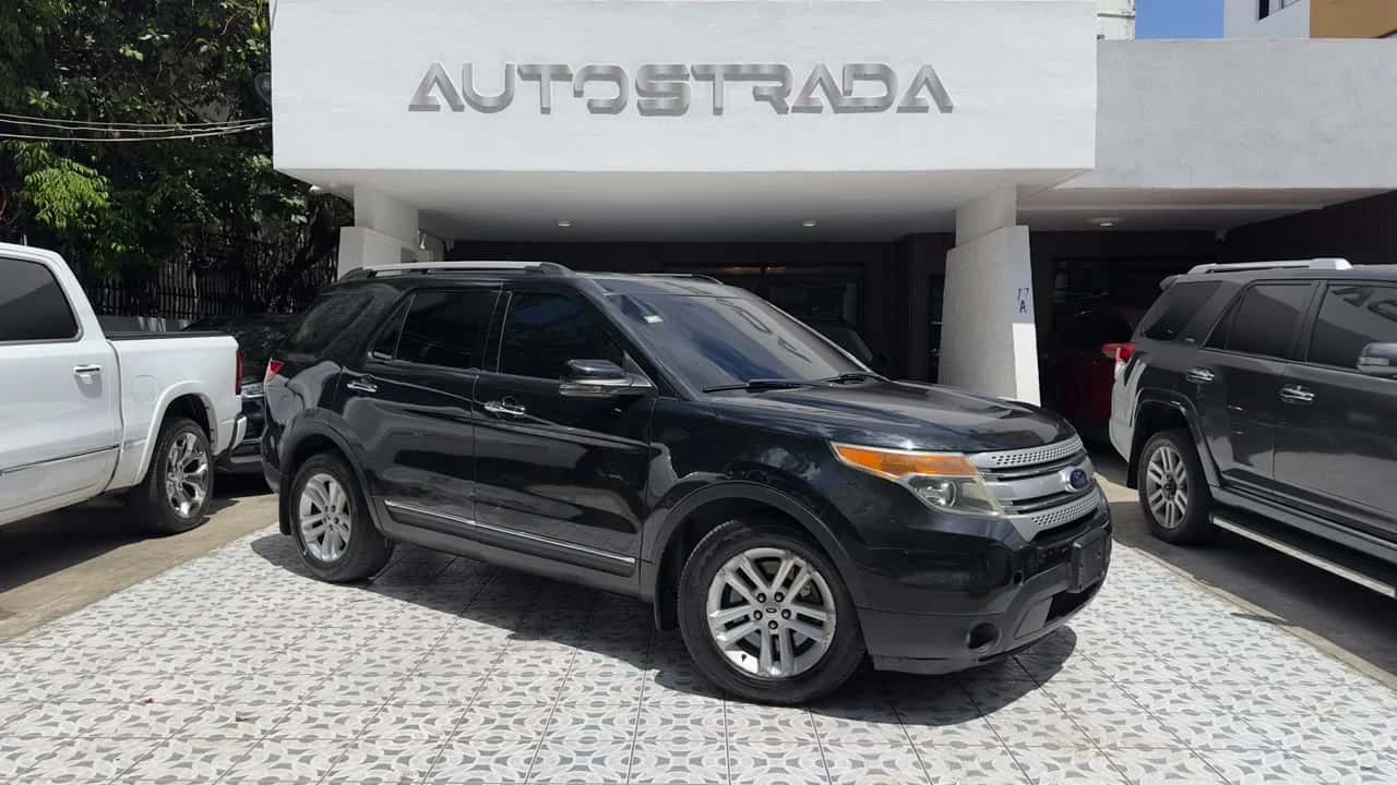 2014 Ford Explorer XLT usado en venta por Autostrada 
