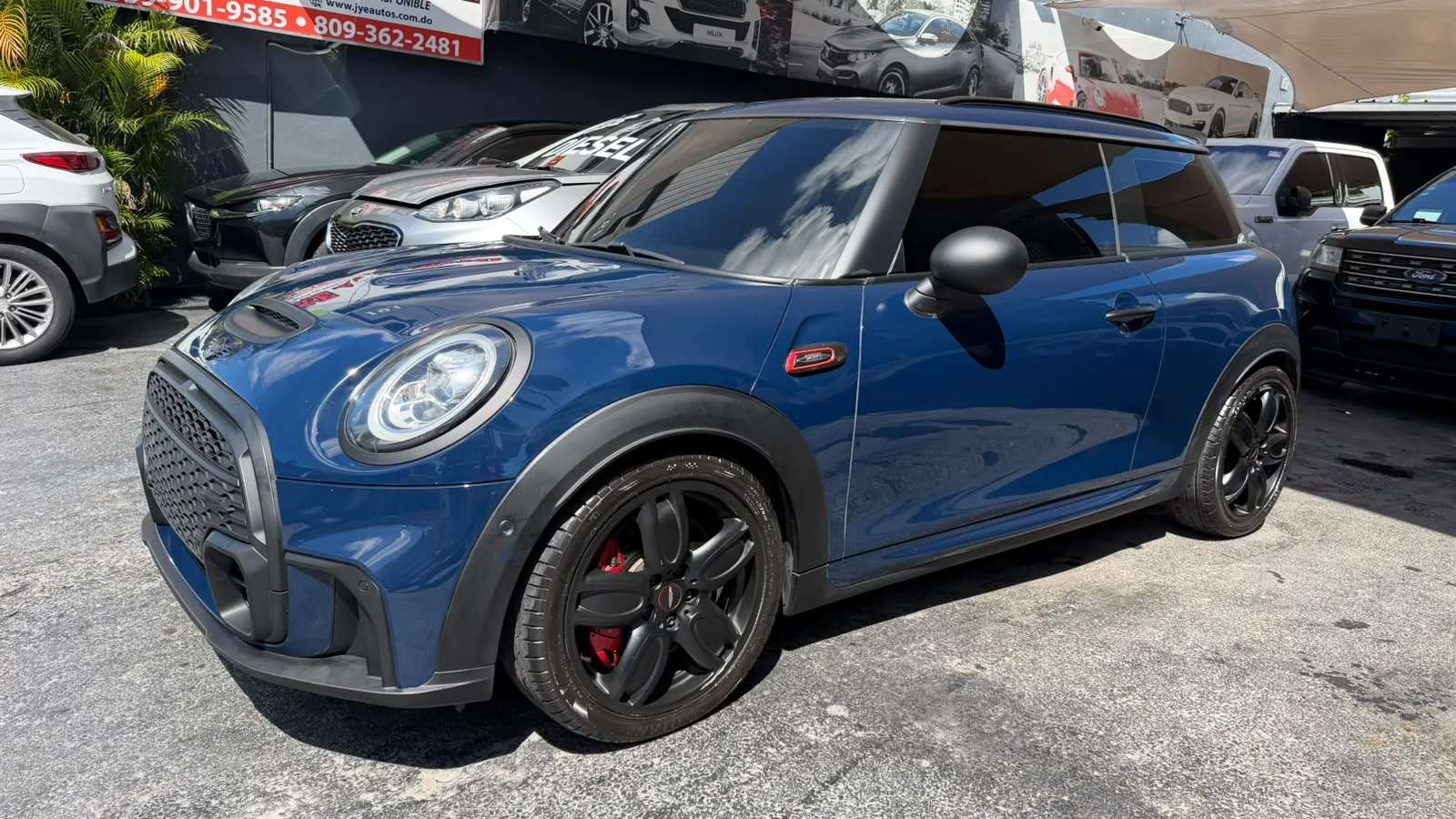 2019 Mini Cooper John Cooper Works usado en venta por J Y E AUTOMOVIL