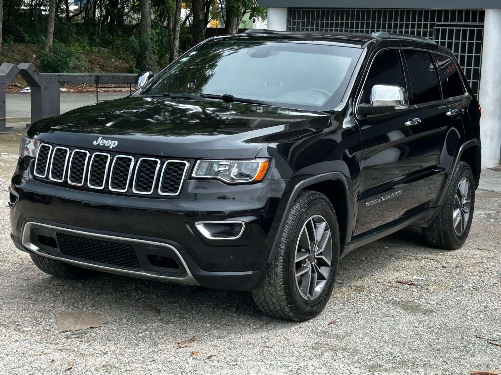 2019 Jeep Cherokee Limited usado en venta por ARPS AUTO SALE