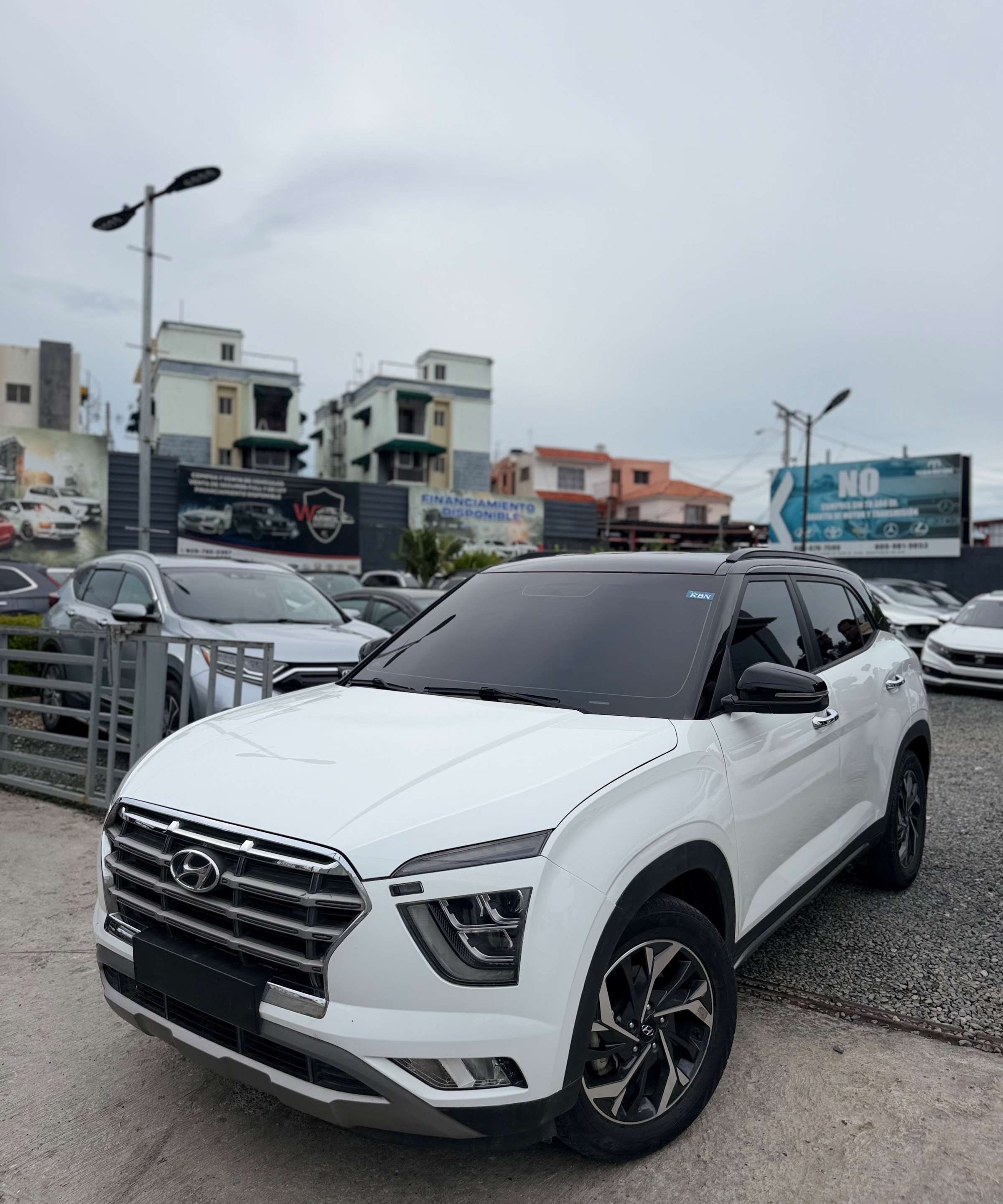 2023 Hyundai Cantus Full usado en venta por Yadhira Fidel