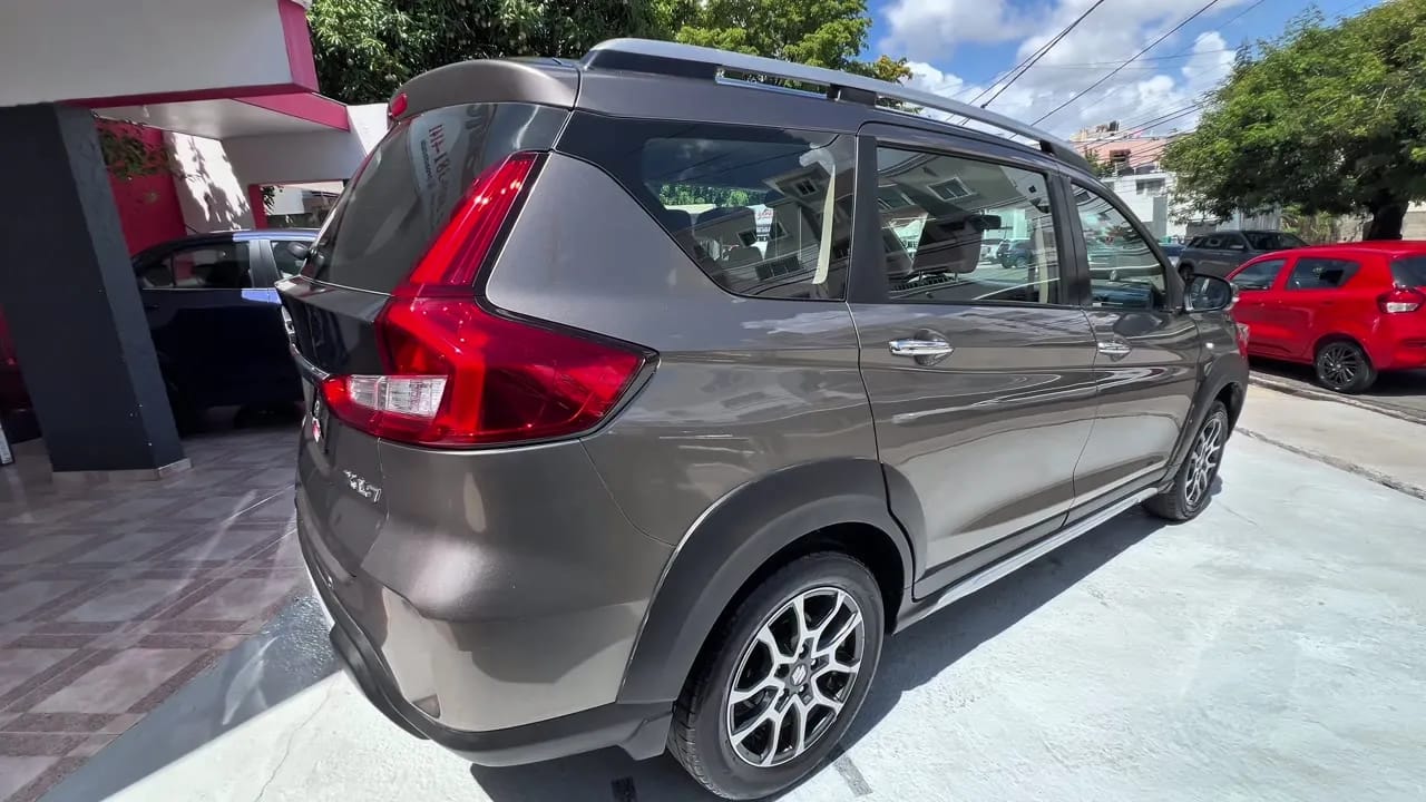 Video del Suzuki XL7 GLX 2023 en venta