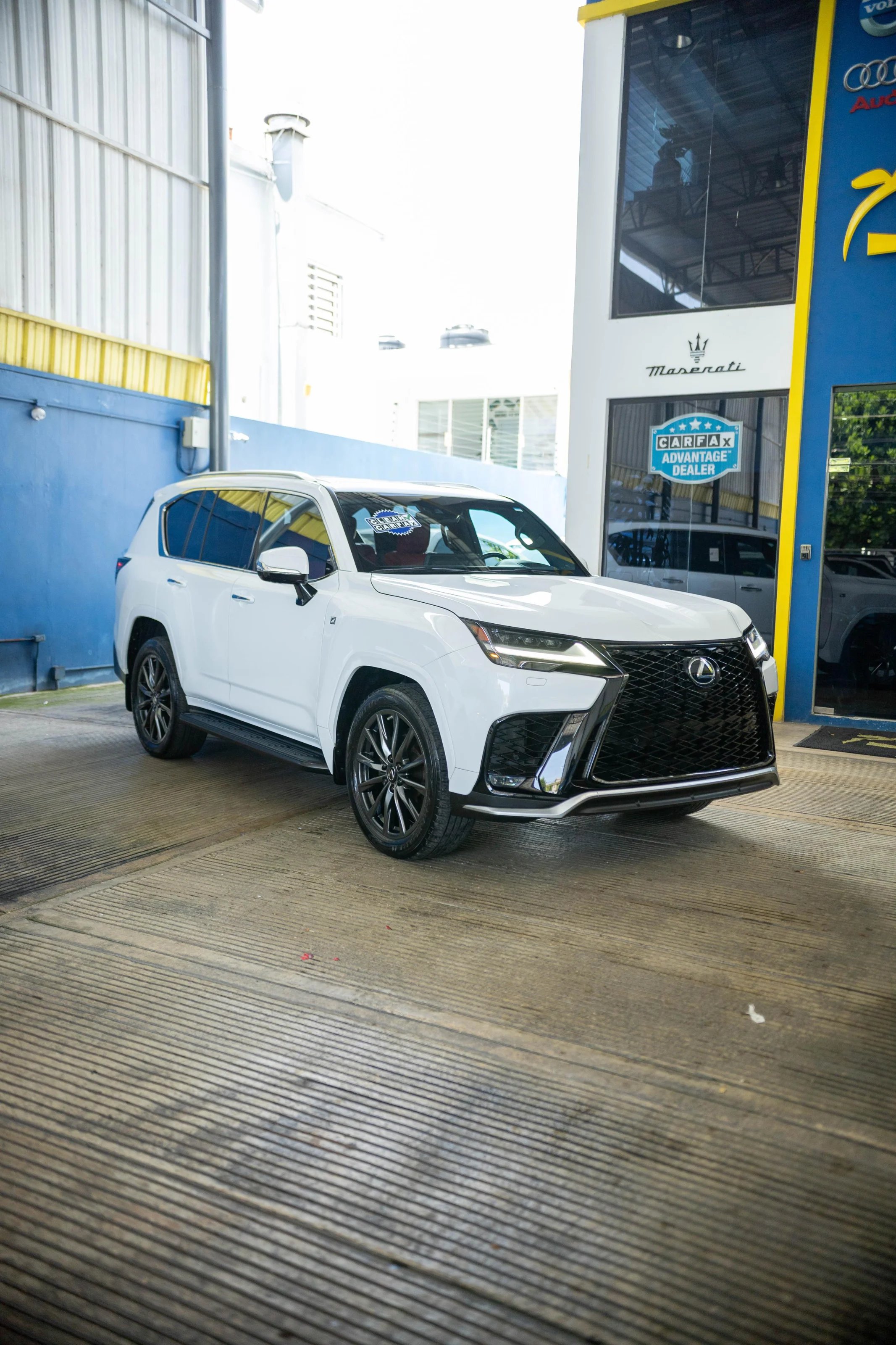 Lexus LX 600 F Sport 2023 en venta - vista principal