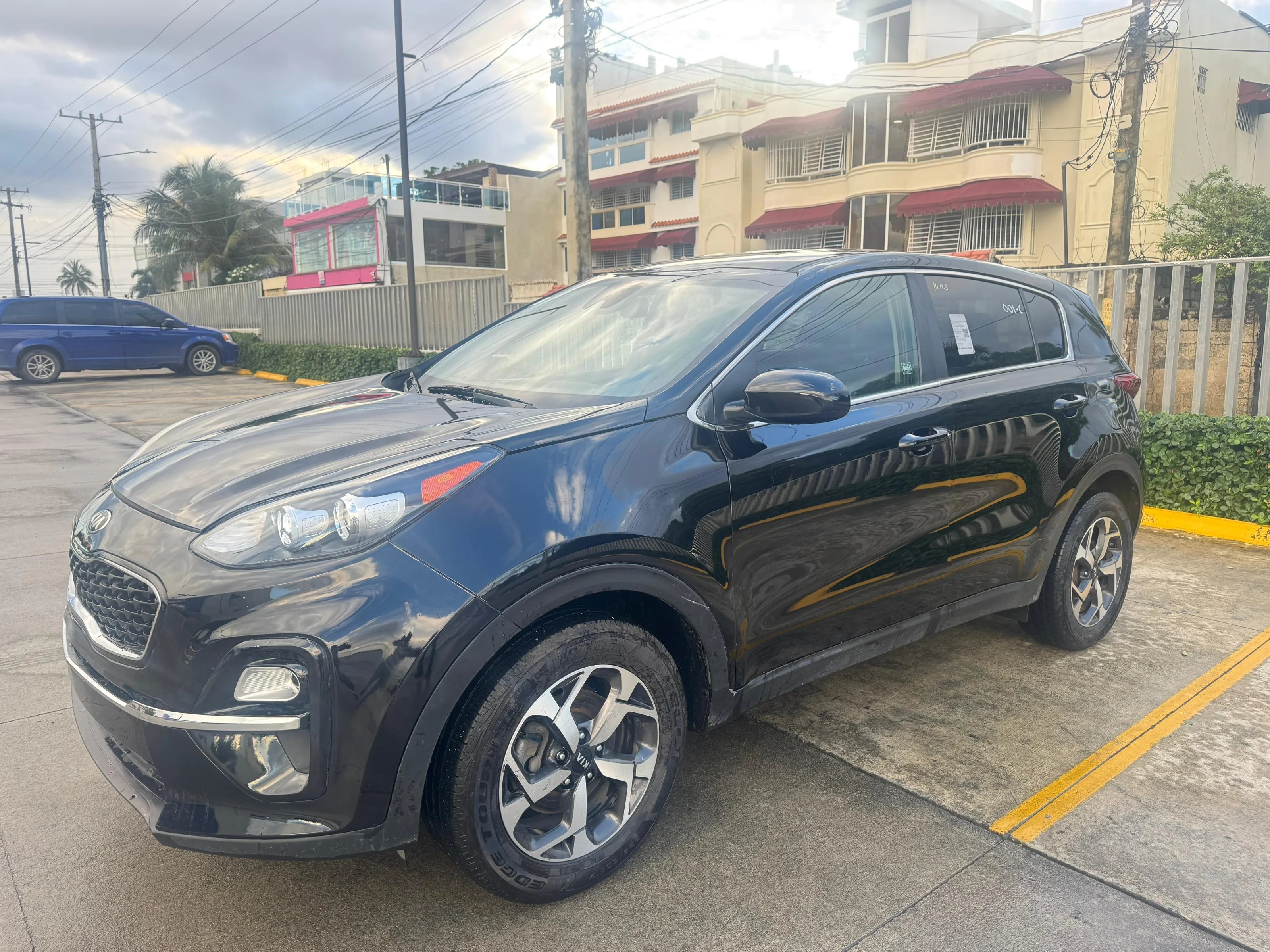 Toyota RAV4 LE 2019 en venta - vista principal