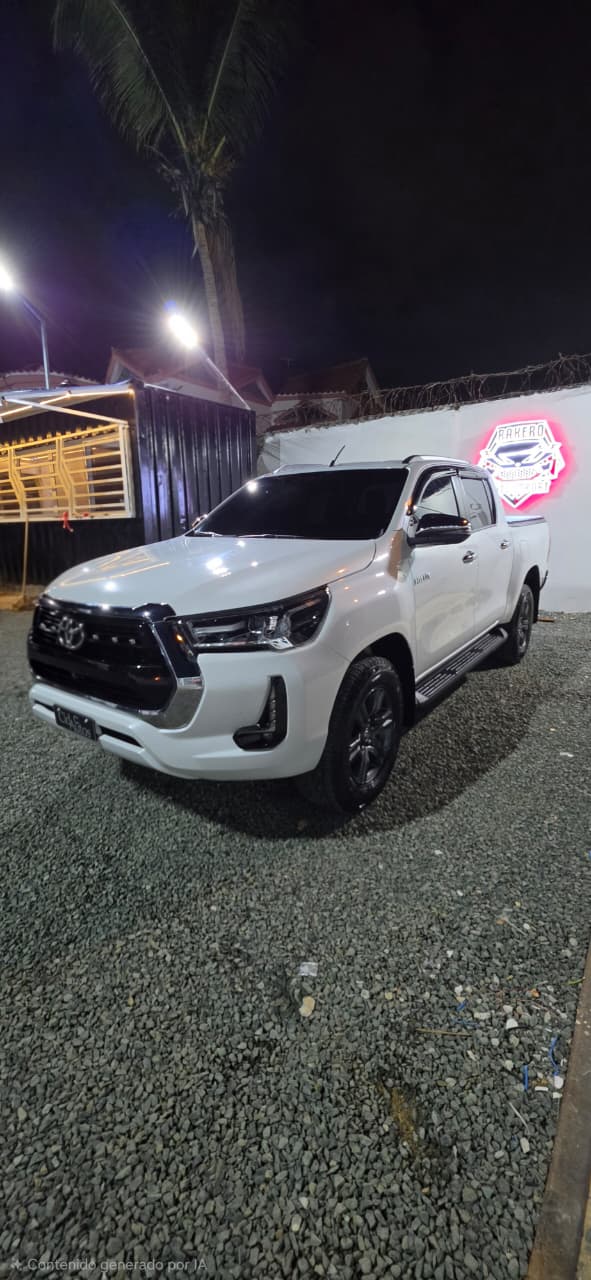 Toyota Hilux SRV 2025 en venta - vista principal