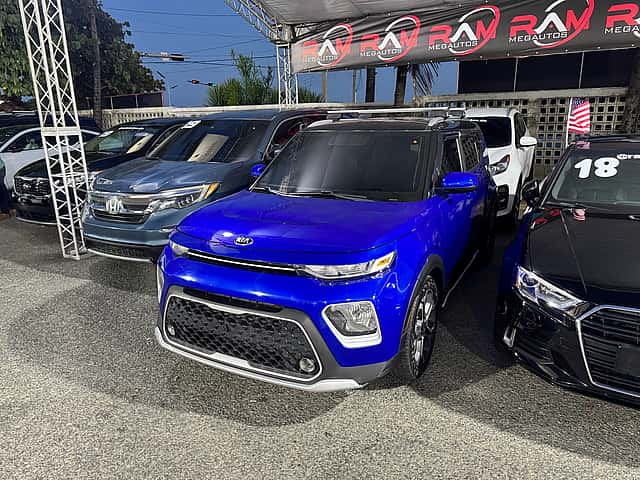 2022 Kia Soul LX usado en venta por RAM MEGA AUTOS