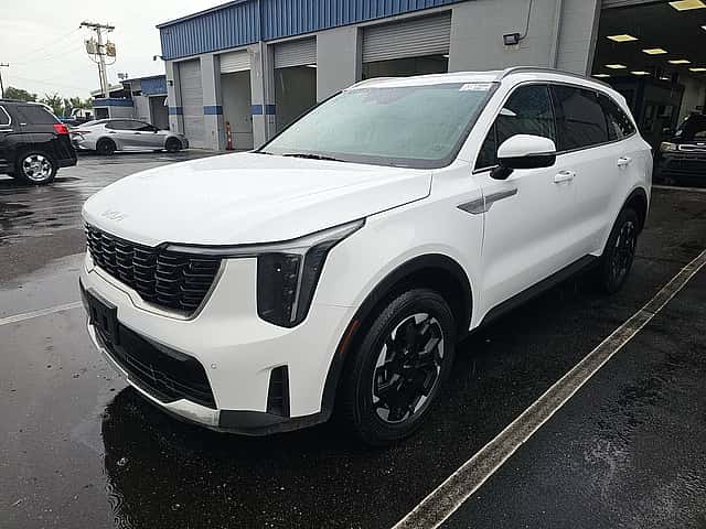 2024 Kia Sorento S usado en venta por RAM MEGA AUTOS