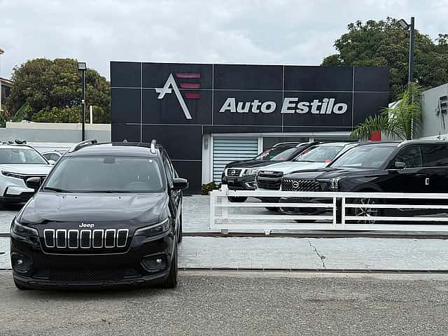 2019 Jeep Cherokee Latitude, Longitude, North usado en venta por AUTO ESTILO
